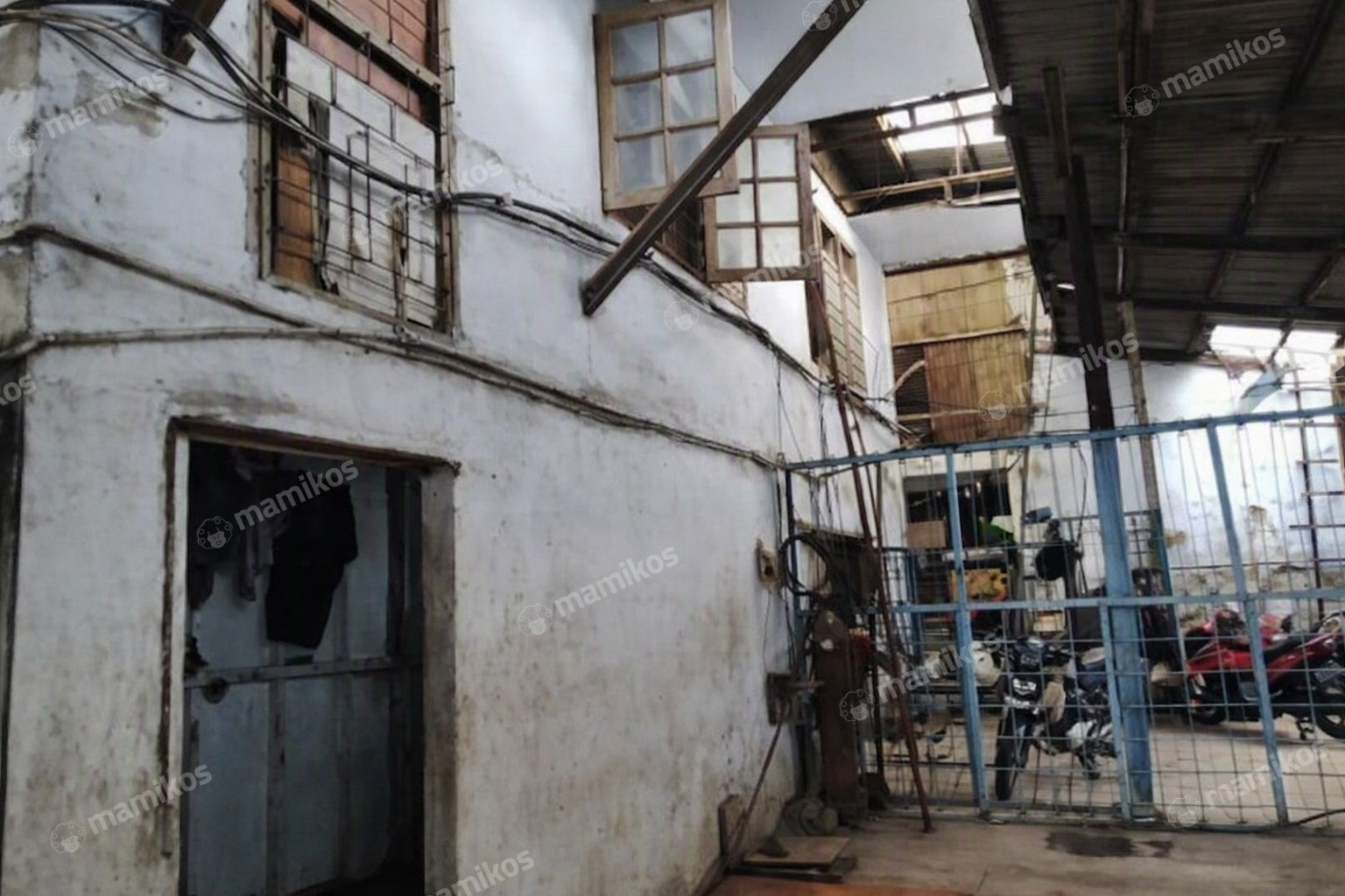 Rumah Sertifikat HGB 43 Kamar Tidur 4 Kamar Mandi Kapuk Jakarta Utara - Photo 3