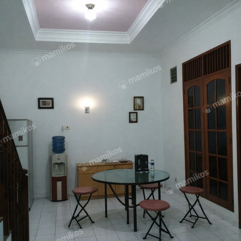 Rumah Sertifikat SHM 4 Kamar Tidur 4 Kamar Mandi Duri Kepa Jakarta Barat - Photo 4