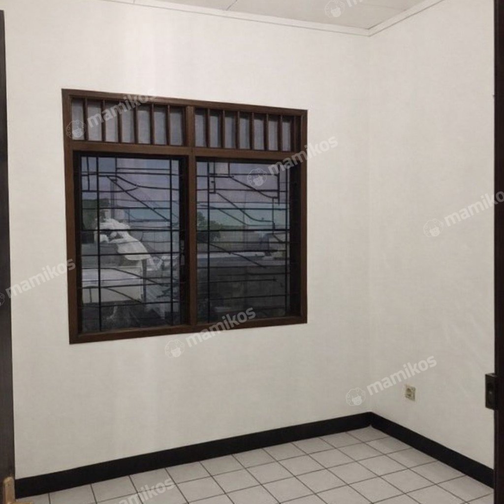Rumah Sertifikat SHM 3 Kamar Tidur 3 Kamar Mandi Bintaro Jakarta Selatan - Photo 3