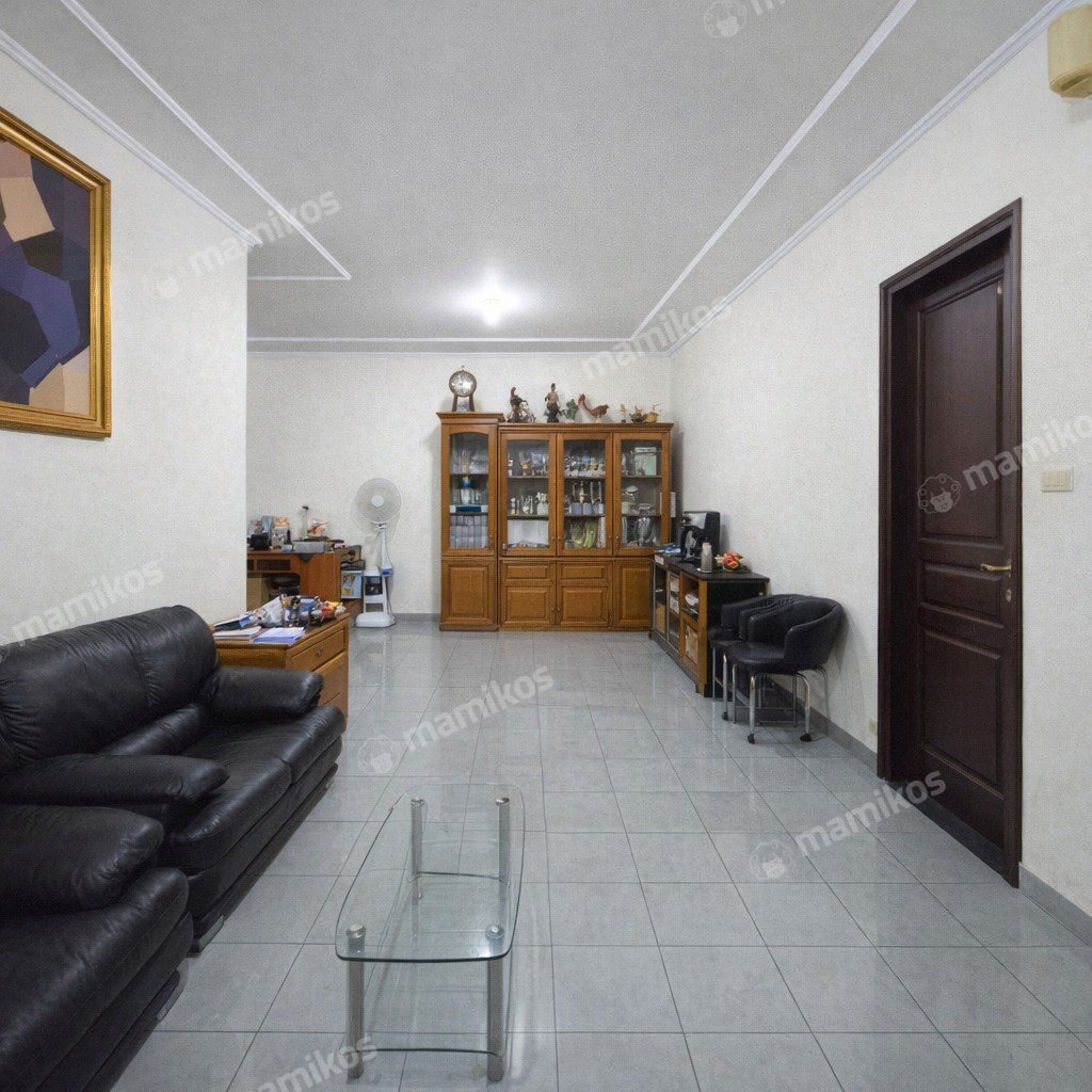 Rumah Sertifikat SHM 4 Kamar Tidur 4 Kamar Mandi Permata Buana Jakarta Barat - Photo 4