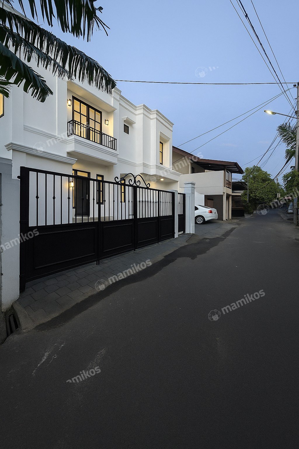 Rumah Sertifikat SHM 3 Kamar Tidur 3 Kamar Mandi Pondok Bambu Jakarta Timur - Photo 2