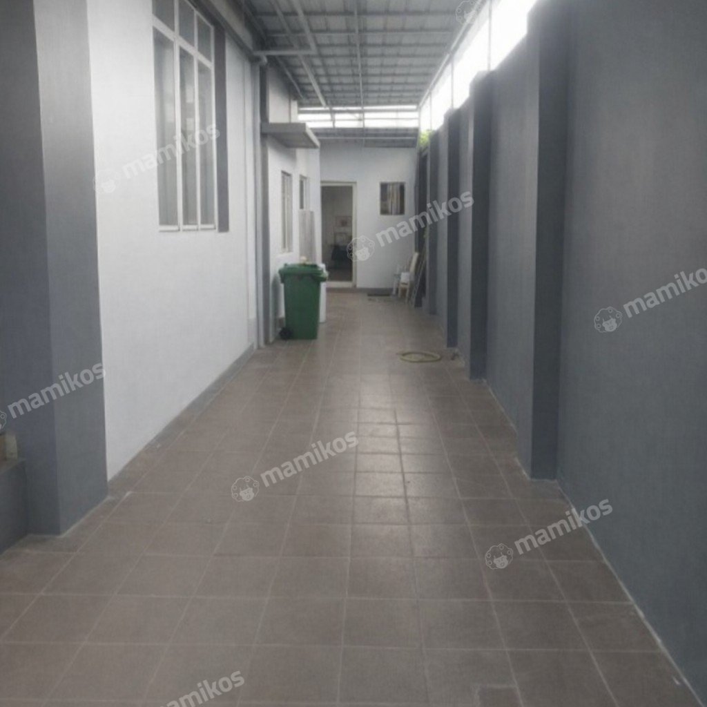 Rumah Sertifikat SHM 6 Kamar Tidur 5 Kamar Mandi Kebon Jeruk Jakarta Barat - Photo 5