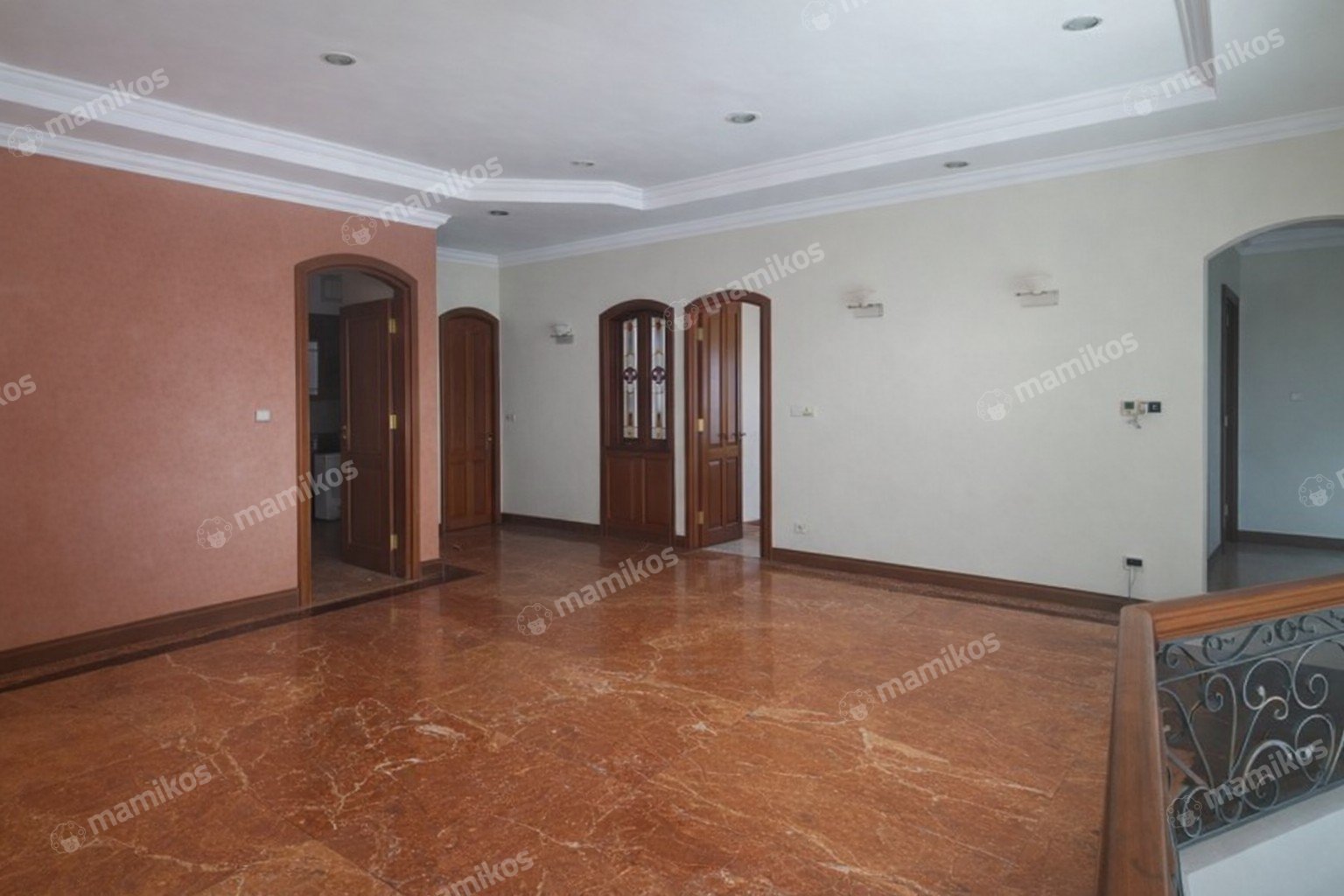 Rumah Sertifikat SHM 5 Kamar Tidur 5 Kamar Mandi Puri Indah Jakarta Barat - Photo 5
