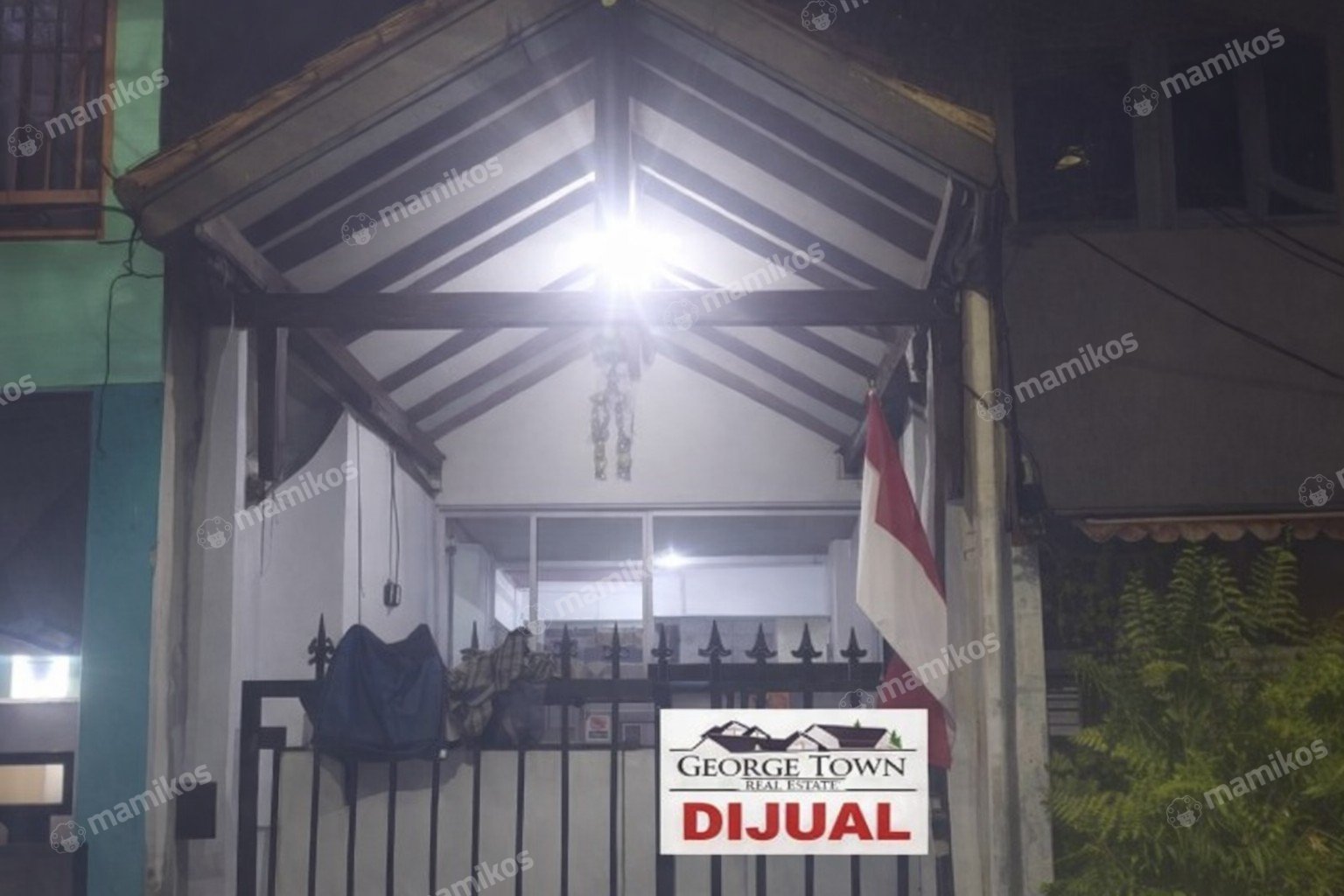 Rumah 3 Kamar Tidur 2 Kamar Mandi 2 Lantai Tomang Jakarta Barat