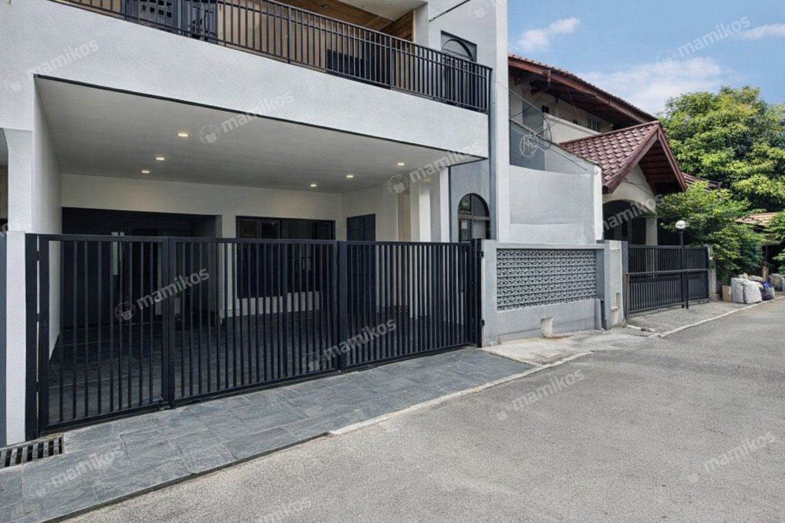 Rumah Sertifikat SHM 4 Kamar Tidur 5 Kamar Mandi Ampera Jakarta Selatan