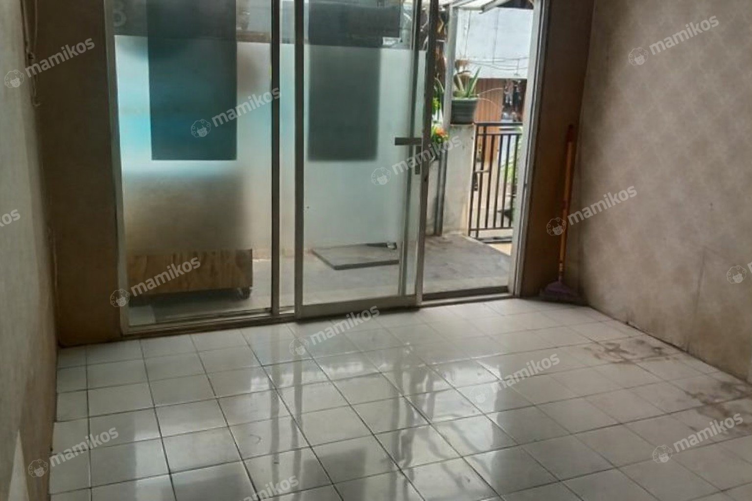 Rumah Sertifikat SHM 10 Kamar Tidur 9 Kamar Mandi Sunter Jakarta Utara