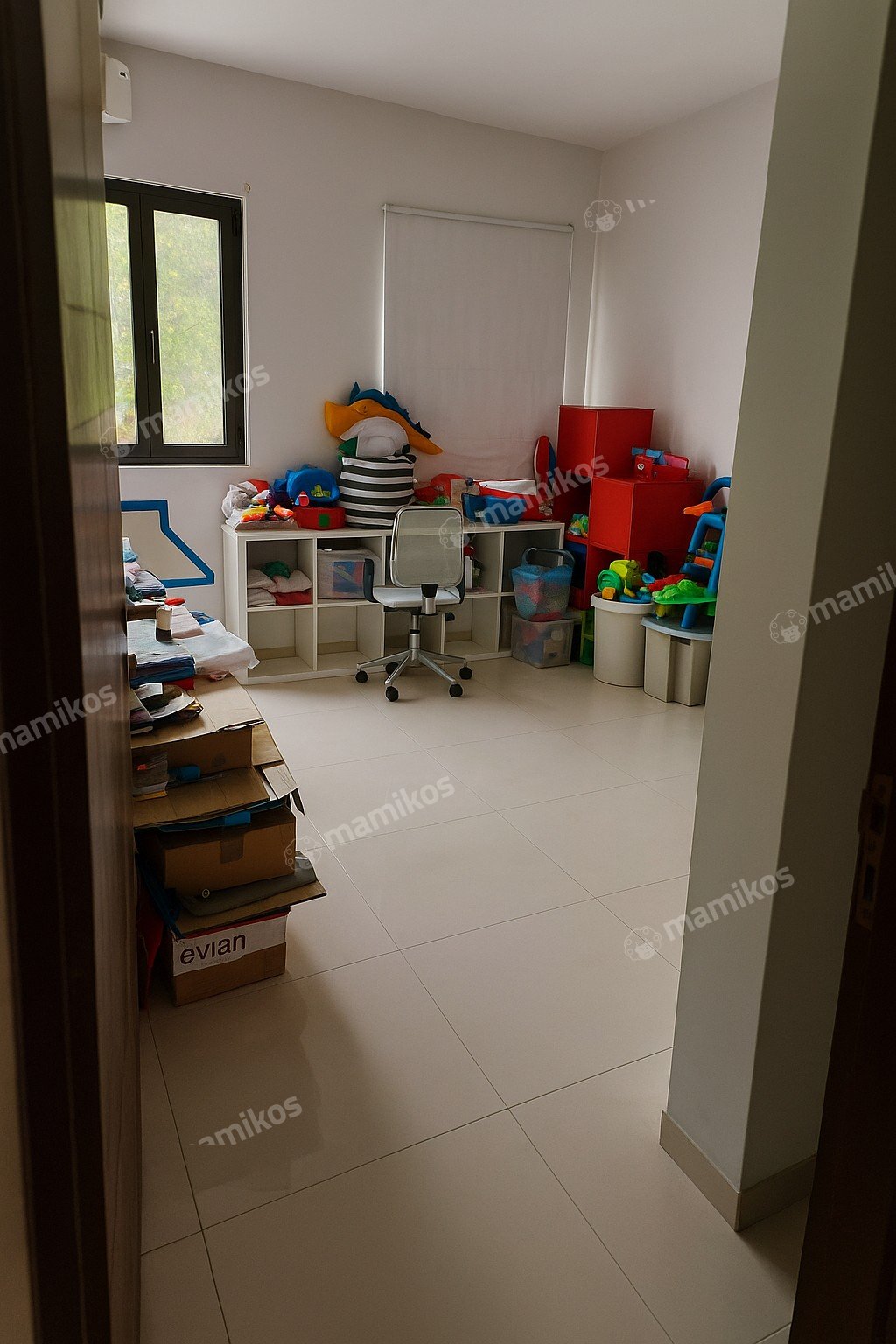 Rumah Sertifikat SHM 3 Kamar Tidur 3 Kamar Mandi Kebon Jeruk Jakarta Barat - Photo 3