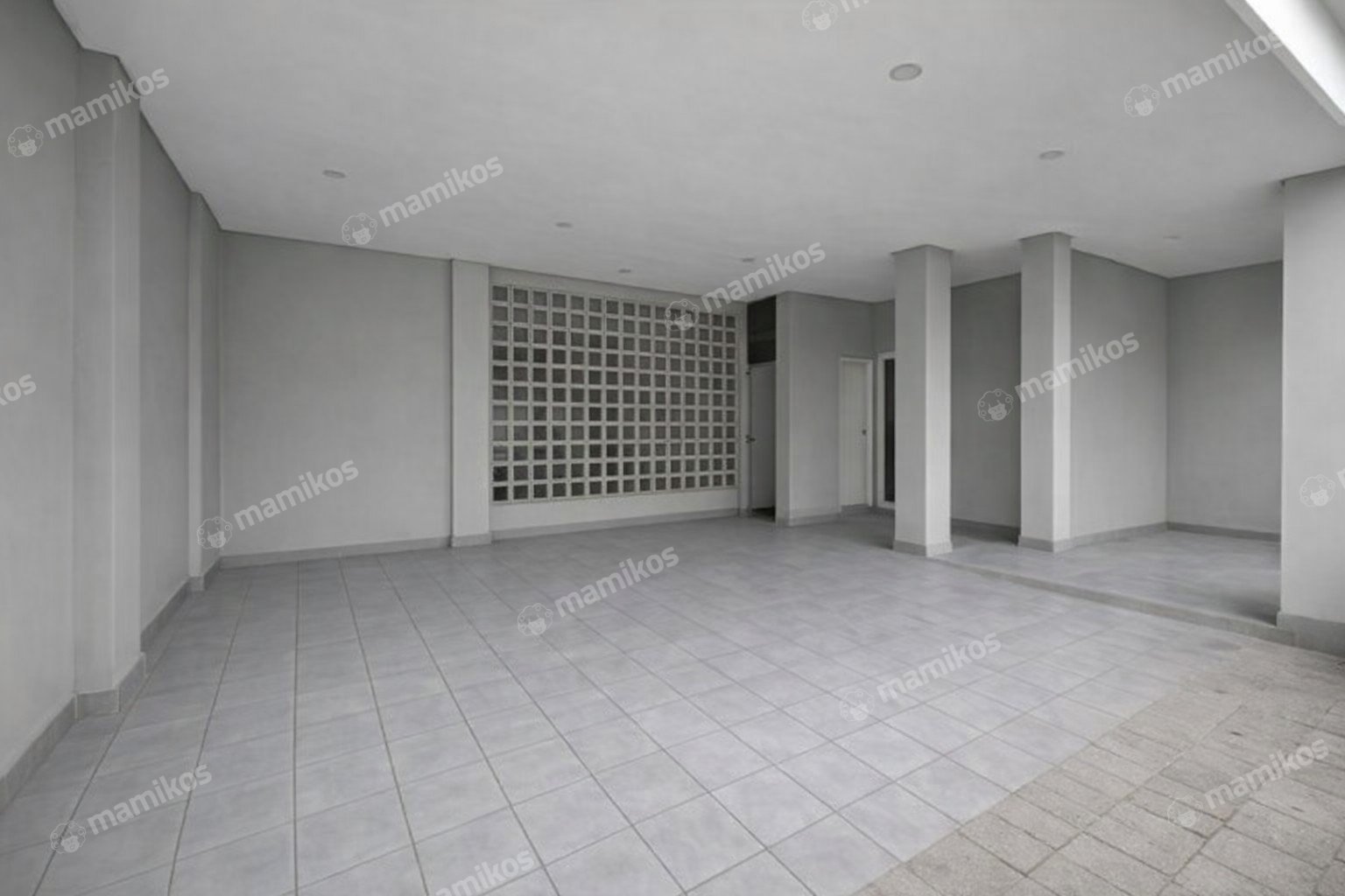 Rumah Sertifikat SHM 3 Kamar Tidur 3 Kamar Mandi Cilandak Jakarta Selatan - Photo 2