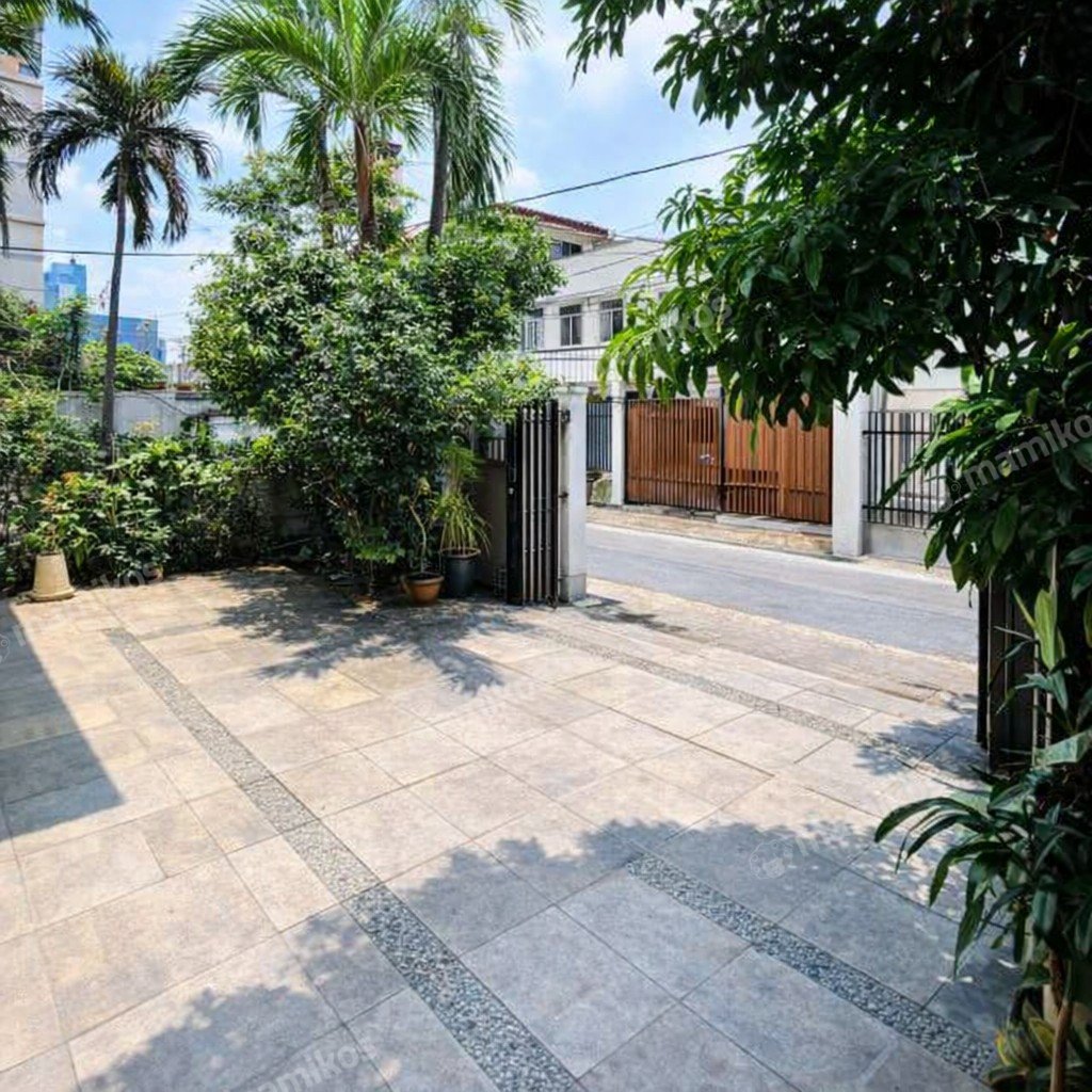 Rumah Sertifikat HGB 5 Kamar Tidur 3 Kamar Mandi Senopati Jakarta Selatan - Photo 2