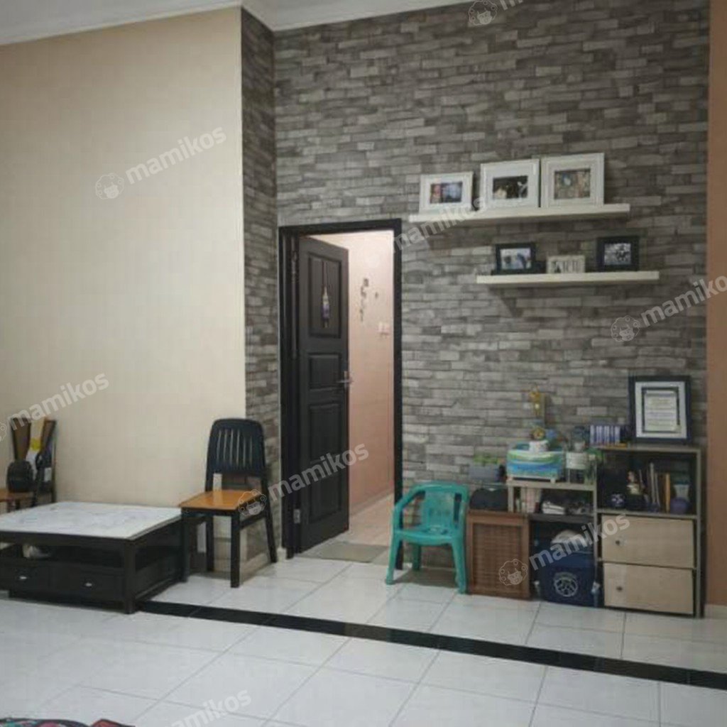 Rumah Sertifikat SHM 4 Kamar Tidur 4 Kamar Mandi Raffles Hills Jakarta Timur - Photo 2
