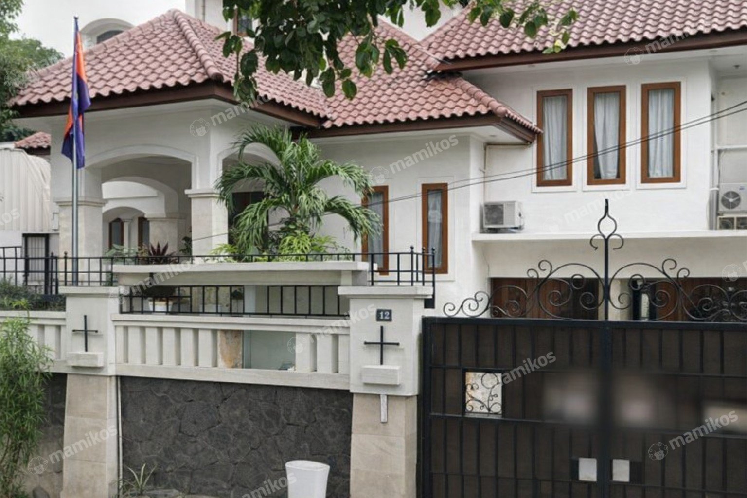 Rumah Sertifikat SHM 4 Kamar Tidur 3 Kamar Mandi Kebayoran Baru Jakarta Selatan