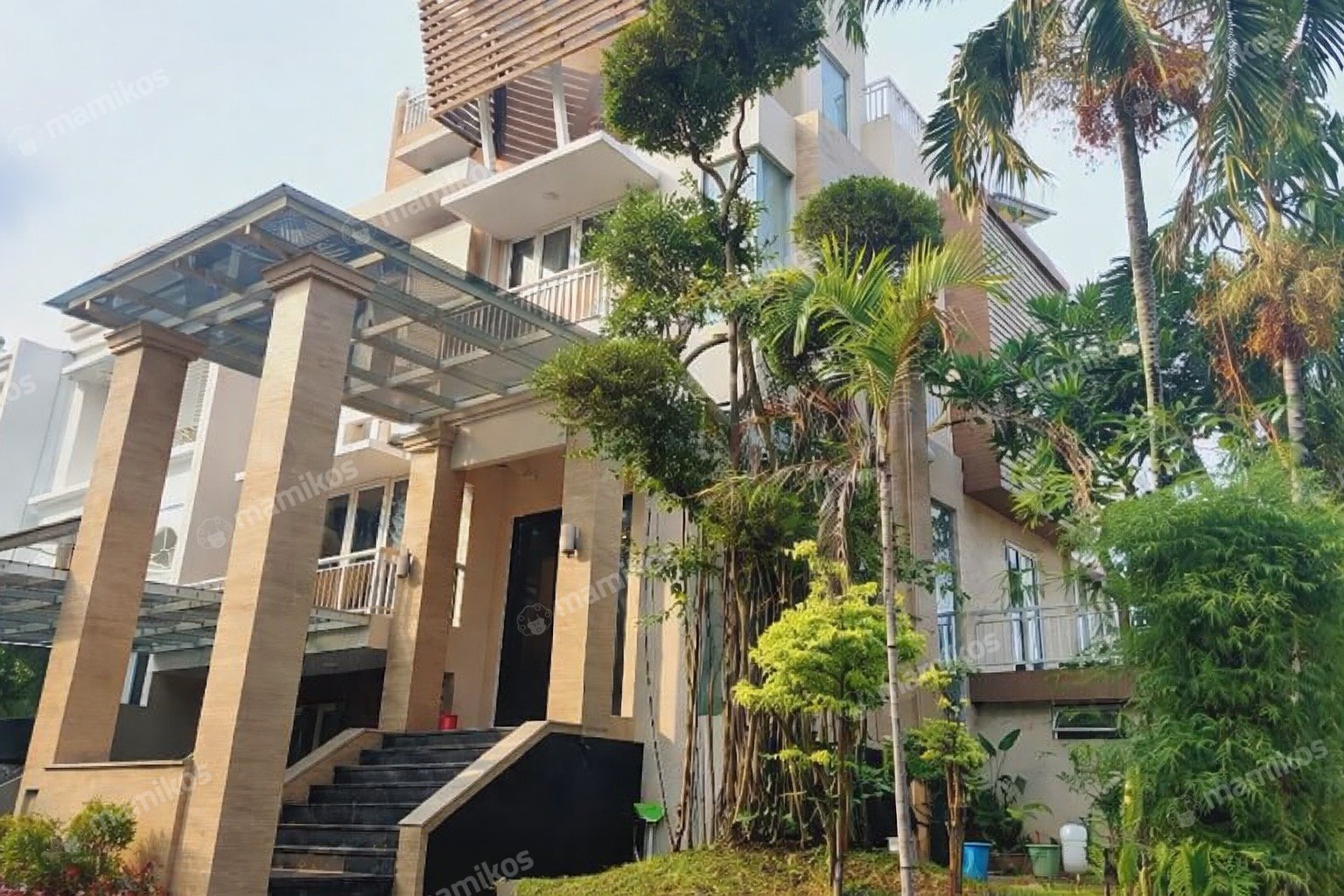 Rumah Sertifikat SHM 7 Kamar Tidur 1 Kamar Mandi Pantai Indah Kapuk Jakarta Utara