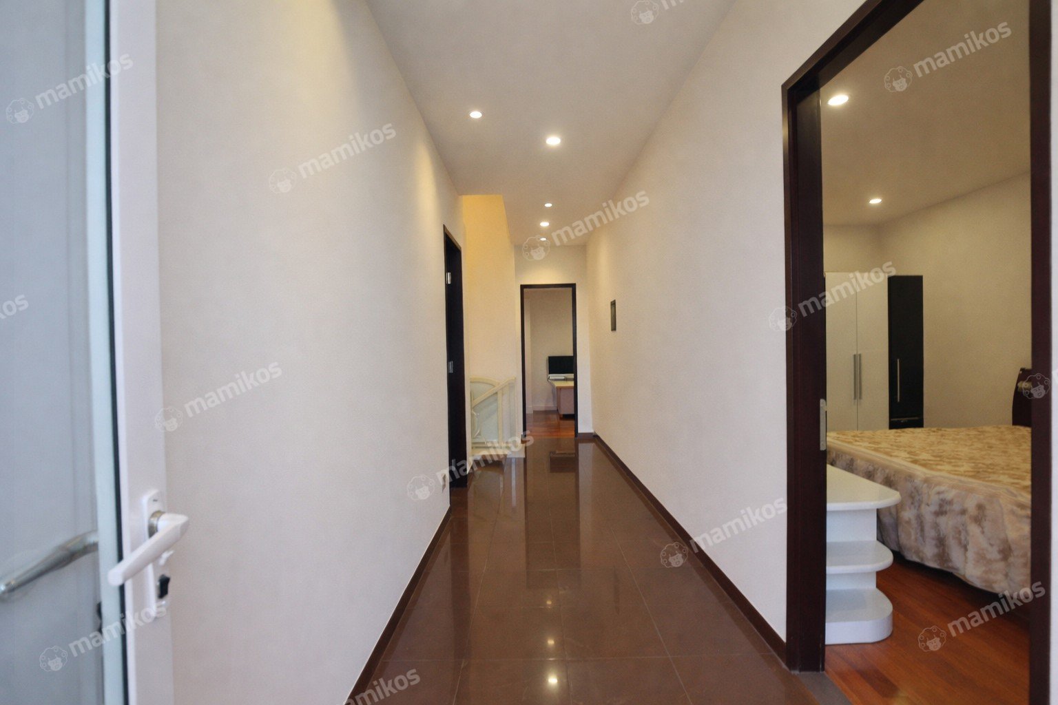 Rumah Sertifikat SHM 7 Kamar Tidur 1 Kamar Mandi Pantai Indah Kapuk Jakarta Utara - Photo 3