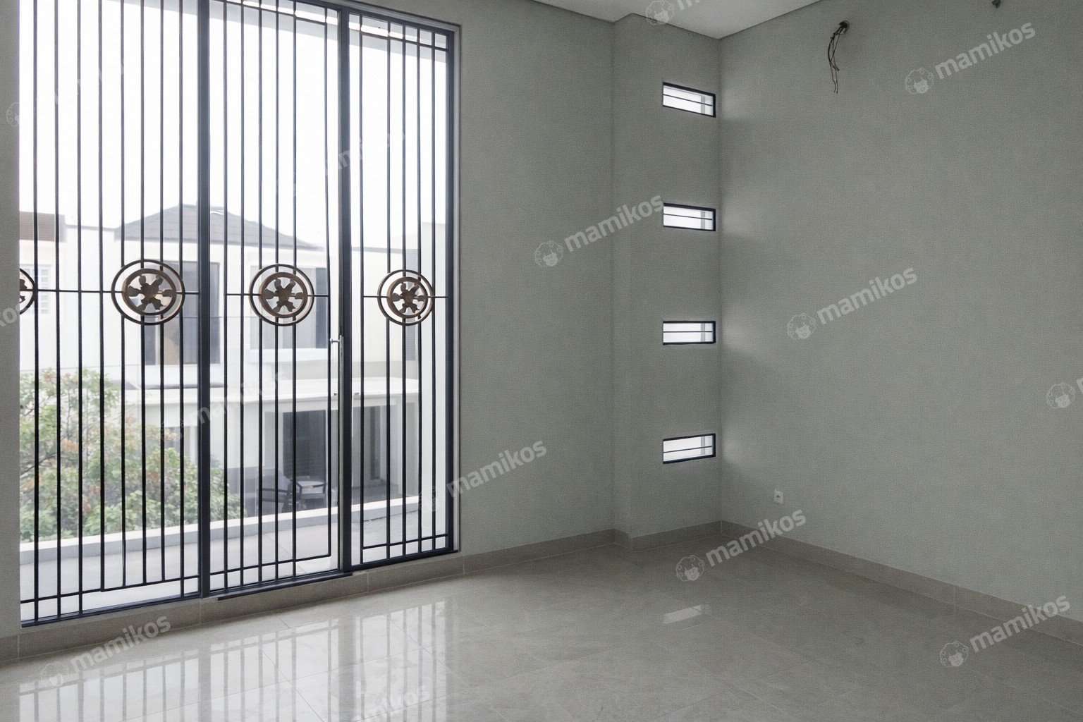 Rumah Sertifikat SHM 3 Kamar Tidur 3 Kamar Mandi Cakung Jakarta Timur - Photo 3