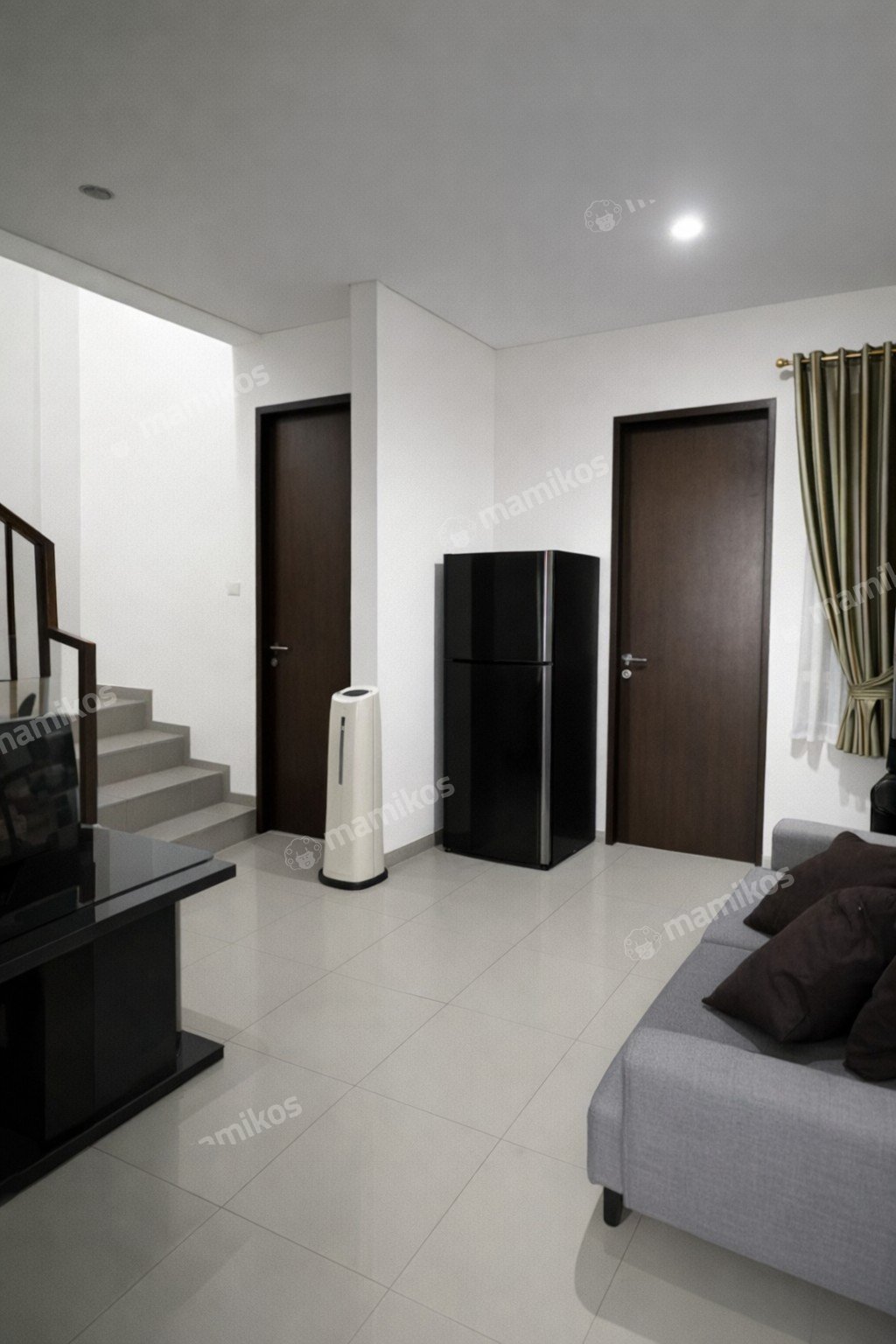 Rumah Sertifikat SHM 3 Kamar Tidur 2 Kamar Mandi Metland Puri Jakarta Barat - Photo 2