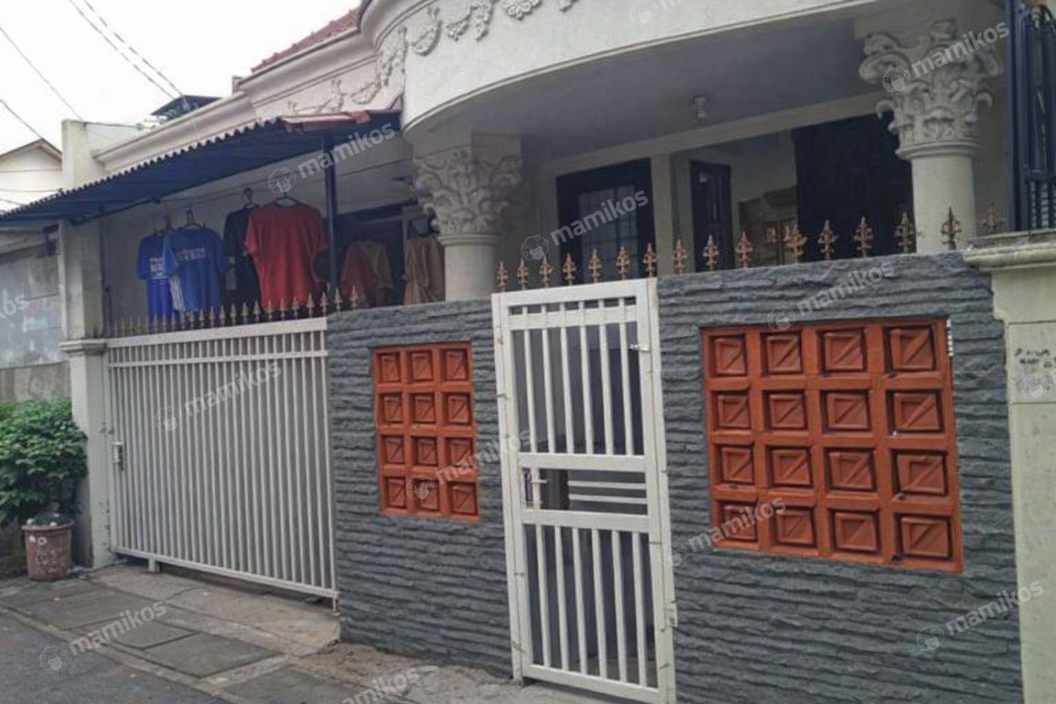 Rumah Sertifikat SHM 2 Kamar Tidur 2 Kamar Mandi Meruya Jakarta Barat