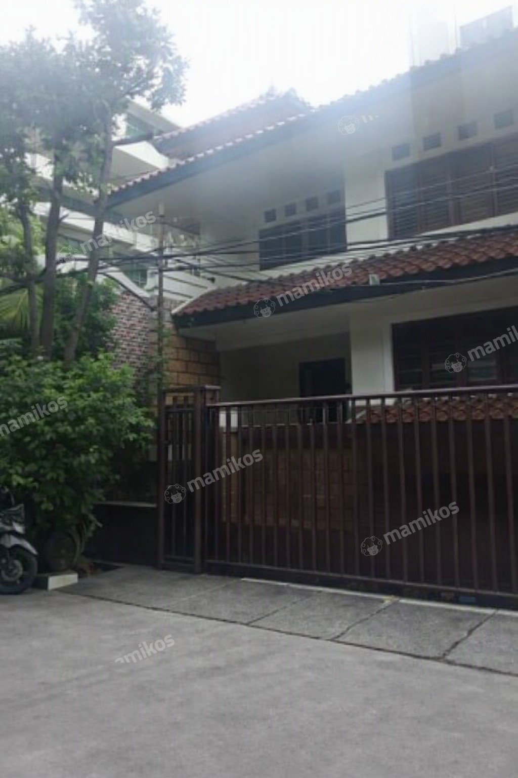 Rumah Sertifikat SHM 5 Kamar Tidur 5 Kamar Mandi Kelapa Gading Jakarta Utara - Photo 2