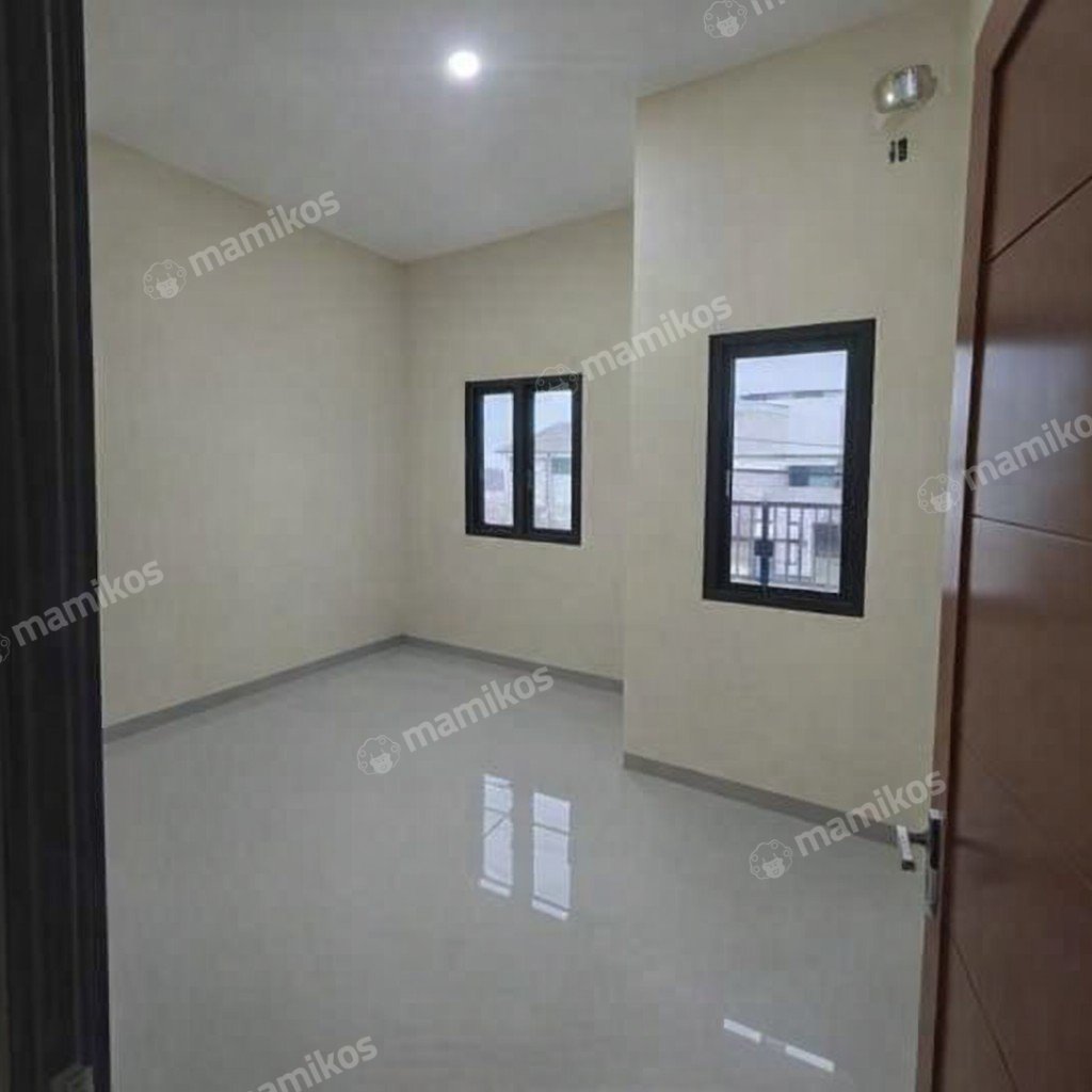 Rumah Sertifikat SHM 3 Kamar Tidur 3 Kamar Mandi Tanjung Duren Jakarta Barat - Photo 5