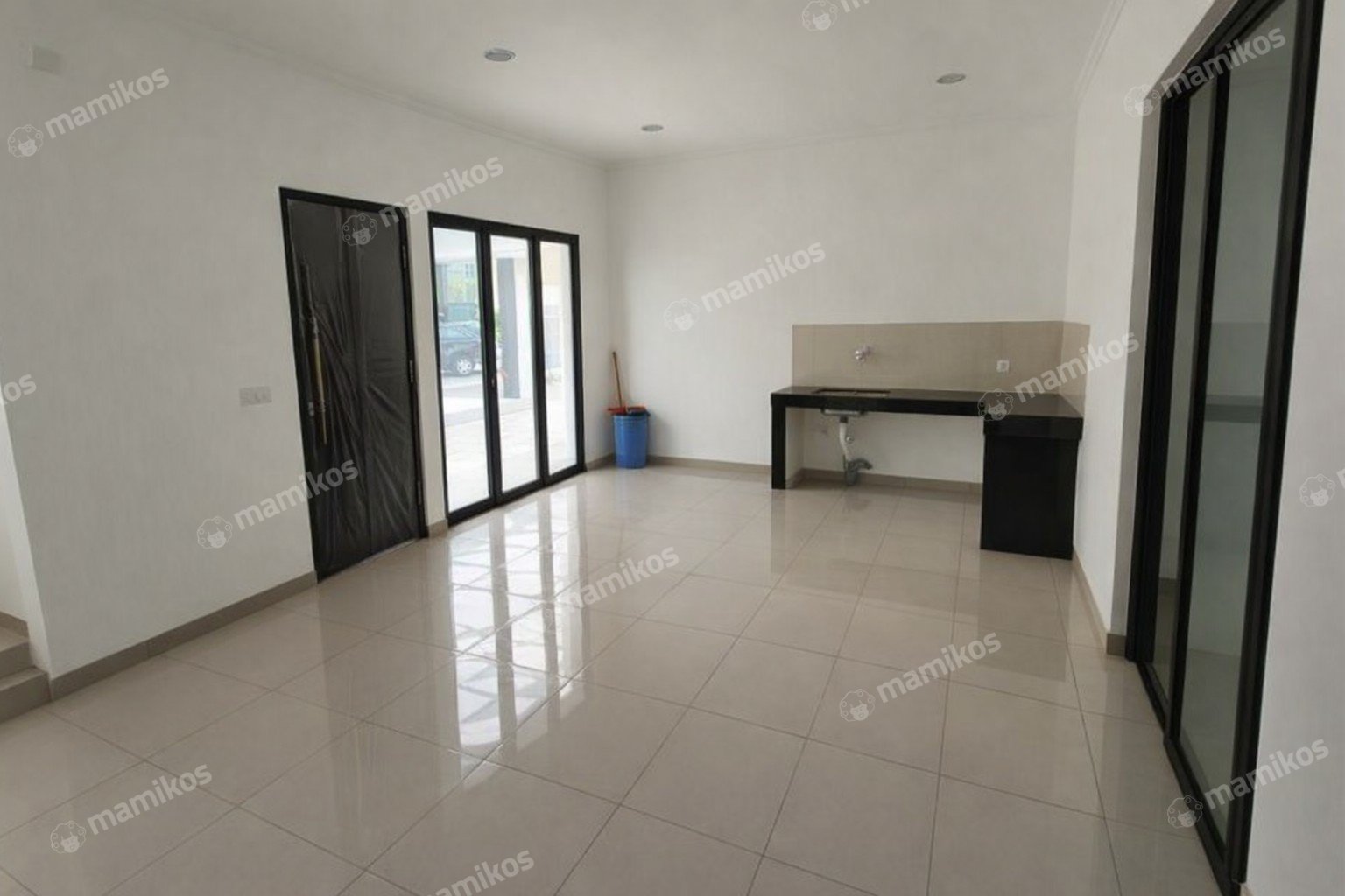 Rumah 4 Kamar Tidur 3 Kamar Mandi 2 Lantai Pantai Indah Kapuk 2 Jakarta Utara
