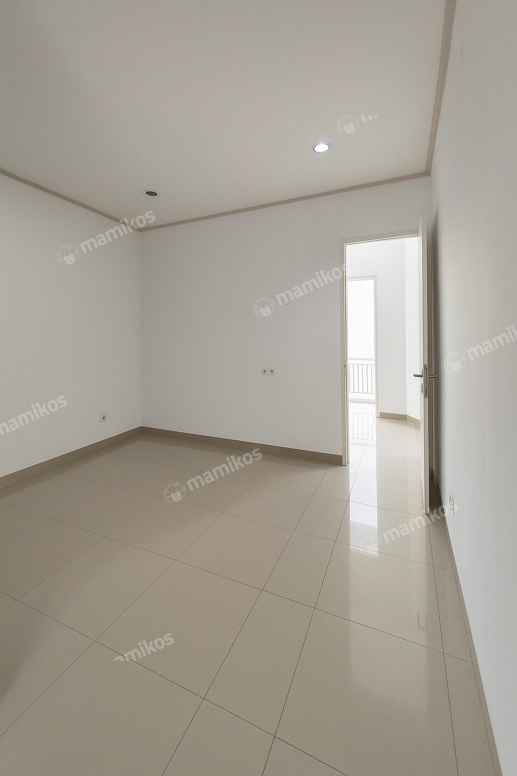 Rumah Sertifikat SHM 3 Kamar Tidur 3 Kamar Mandi TB Simatupang Jakarta Selatan - Photo 5