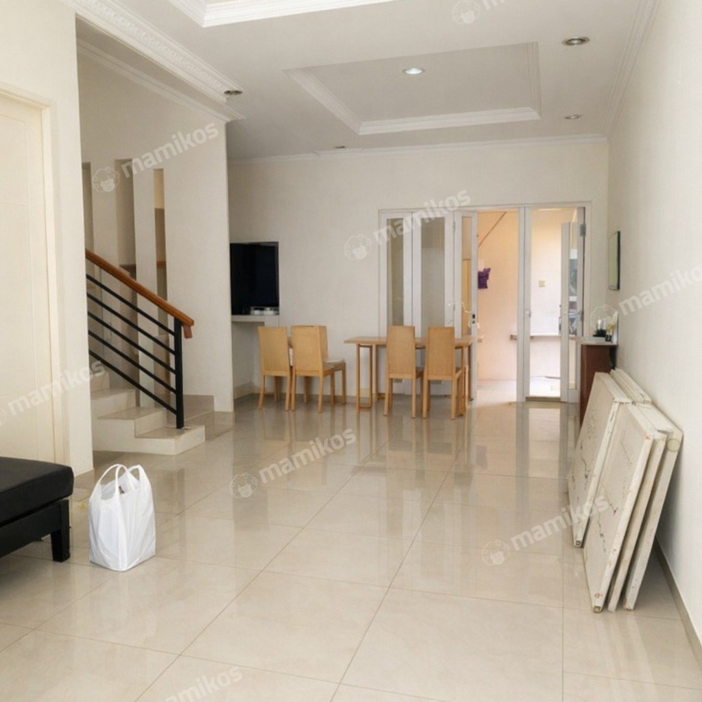Rumah Sertifikat SHM 4 Kamar Tidur 3 Kamar Mandi Tomang Jakarta Barat - Photo 5