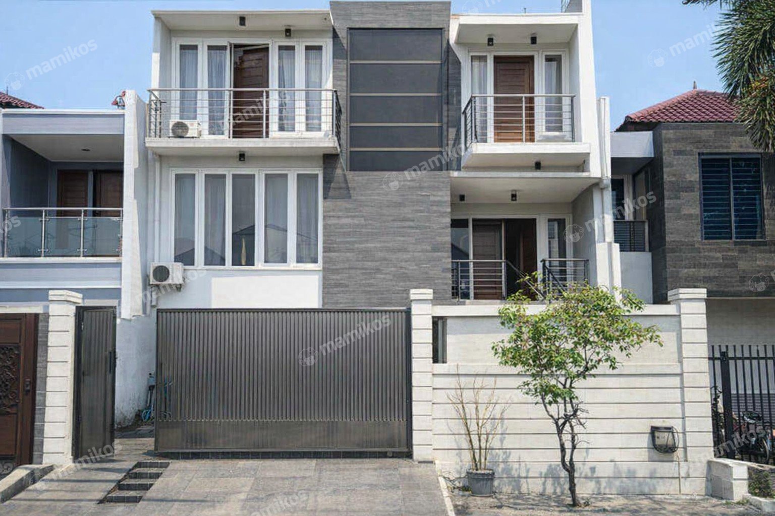 Rumah 5KT 3KM Permata Buana Jakarta Barat