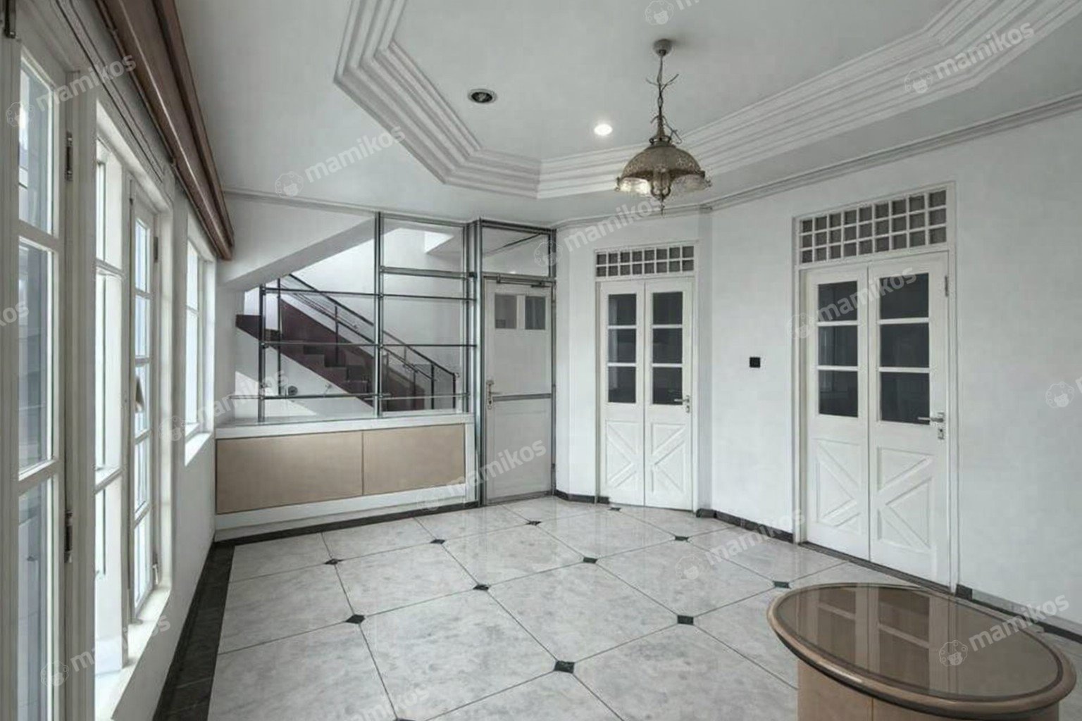 Rumah Sertifikat SHM 6 Kamar Tidur 5 Kamar Mandi Tamansari Jakarta Barat