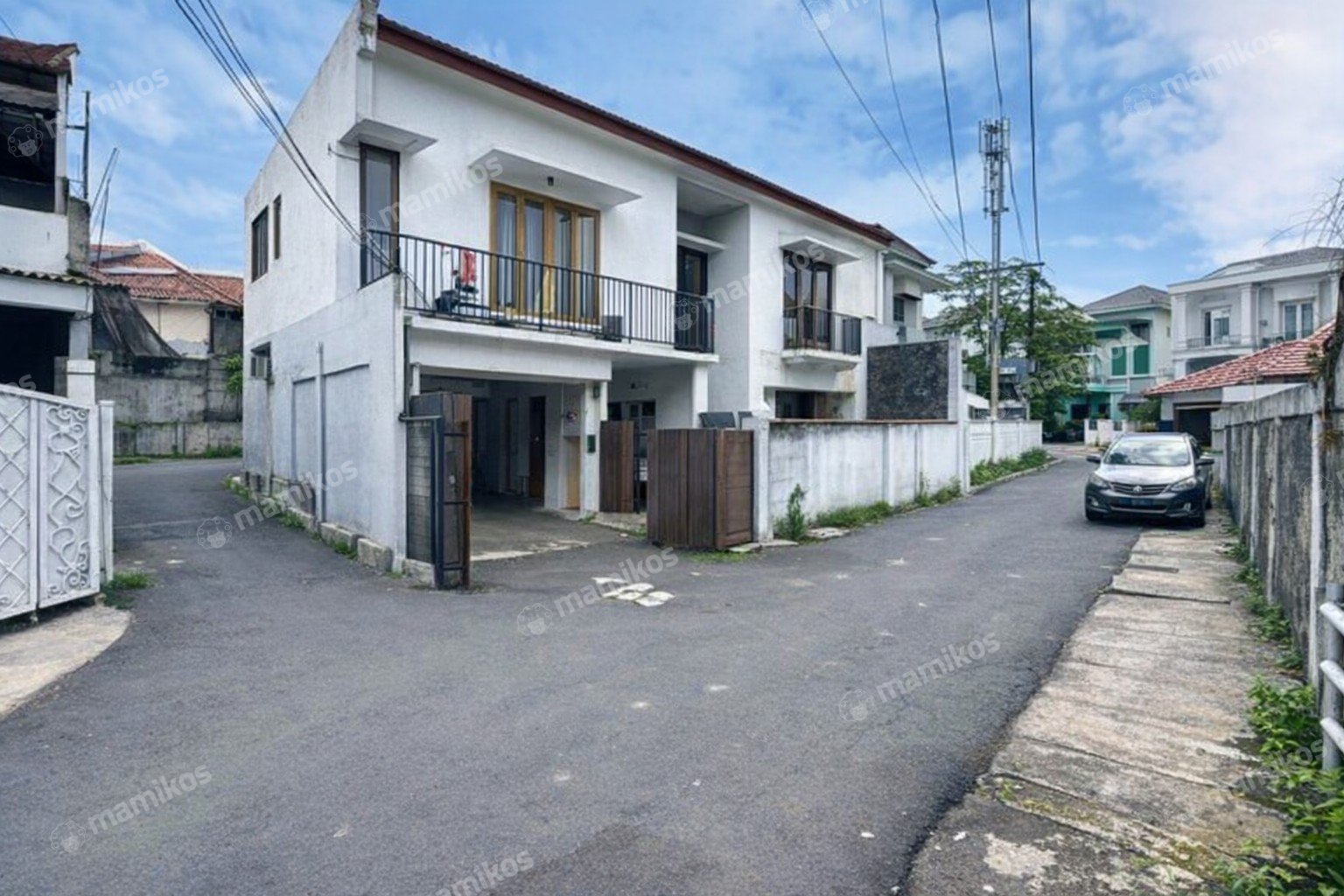 Rumah Sertifikat SHM 4 Kamar Tidur 4 Kamar Mandi Tebet Jakarta Selatan