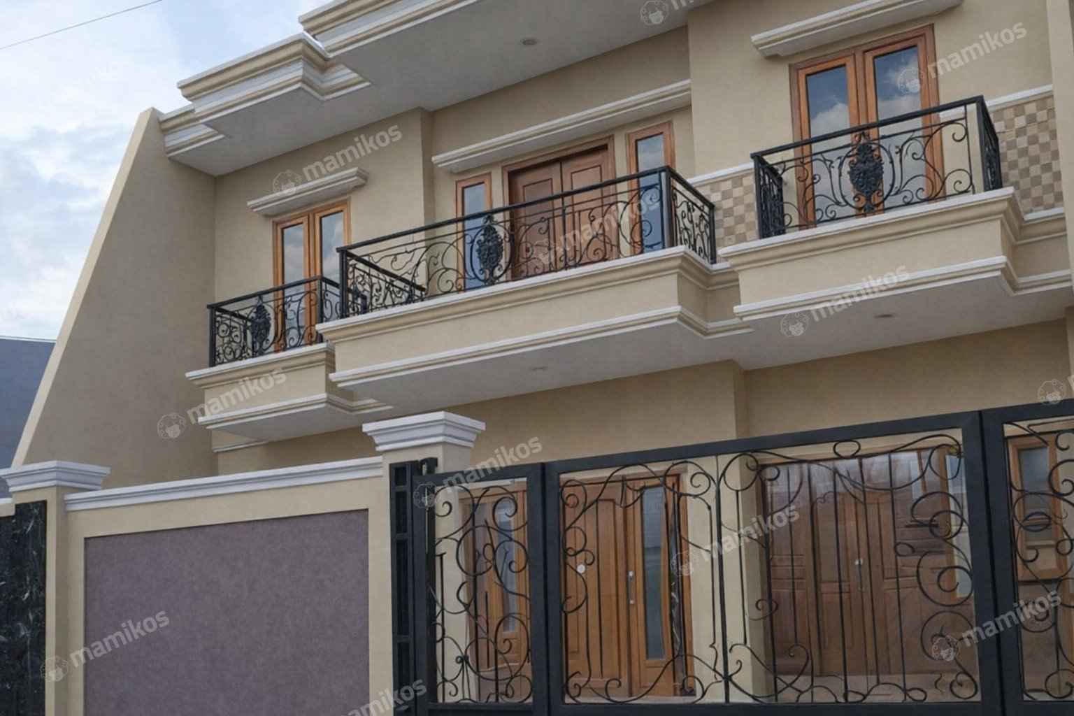 Rumah Sertifikat SHM 5 Kamar Tidur 4 Kamar Mandi Cipinang Jakarta Timur