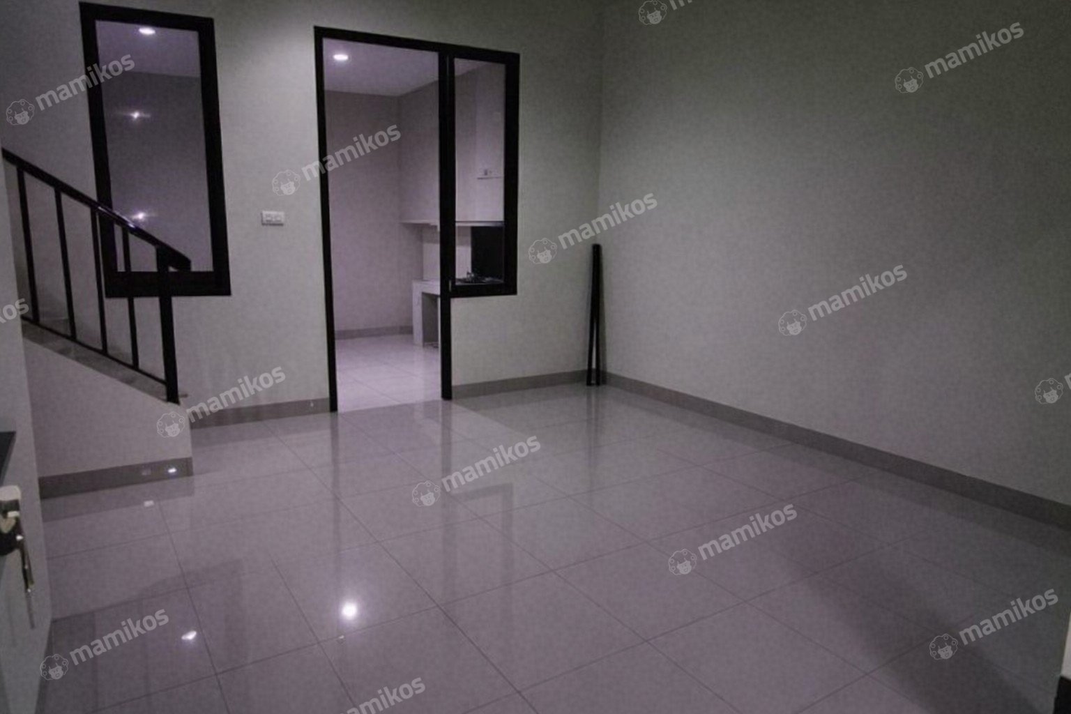 Rumah Sertifikat SHM 3 Kamar Tidur 2 Kamar Mandi Metland Puri Jakarta Barat