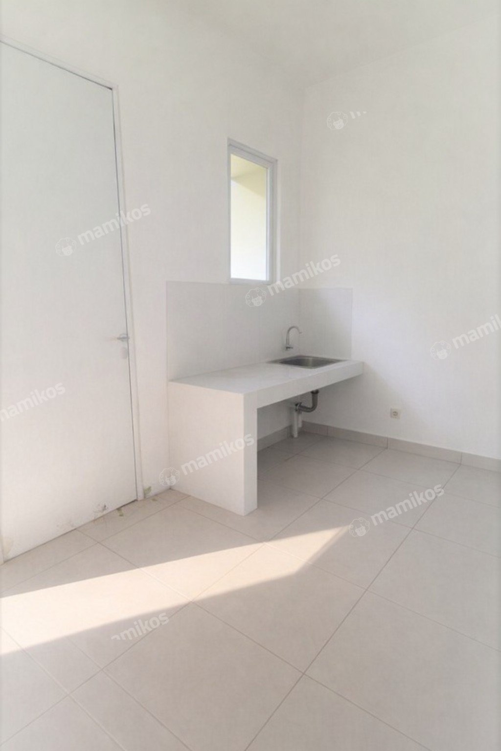 Rumah Sertifikat SHM 4 Kamar Tidur 3 Kamar Mandi Jakarta Garden City Jakarta Timur - Photo 4