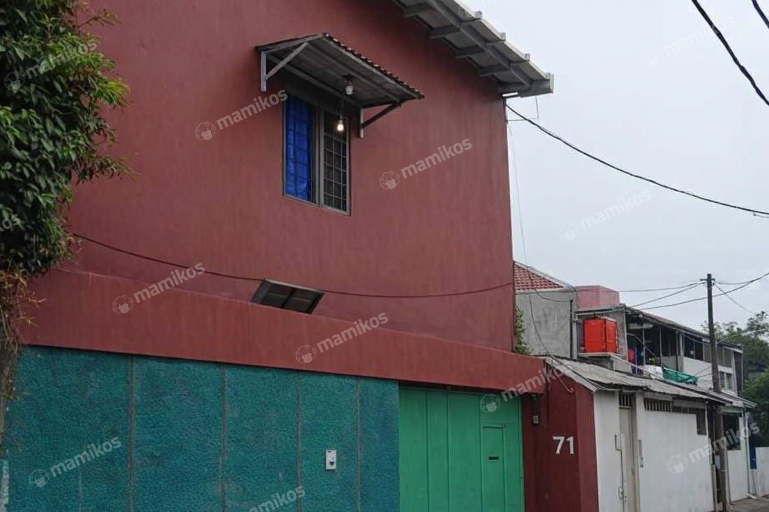 Rumah 10 Kamar Tidur 5 Kamar Mandi 2 Lantai Jembatan Dua Jakarta Barat