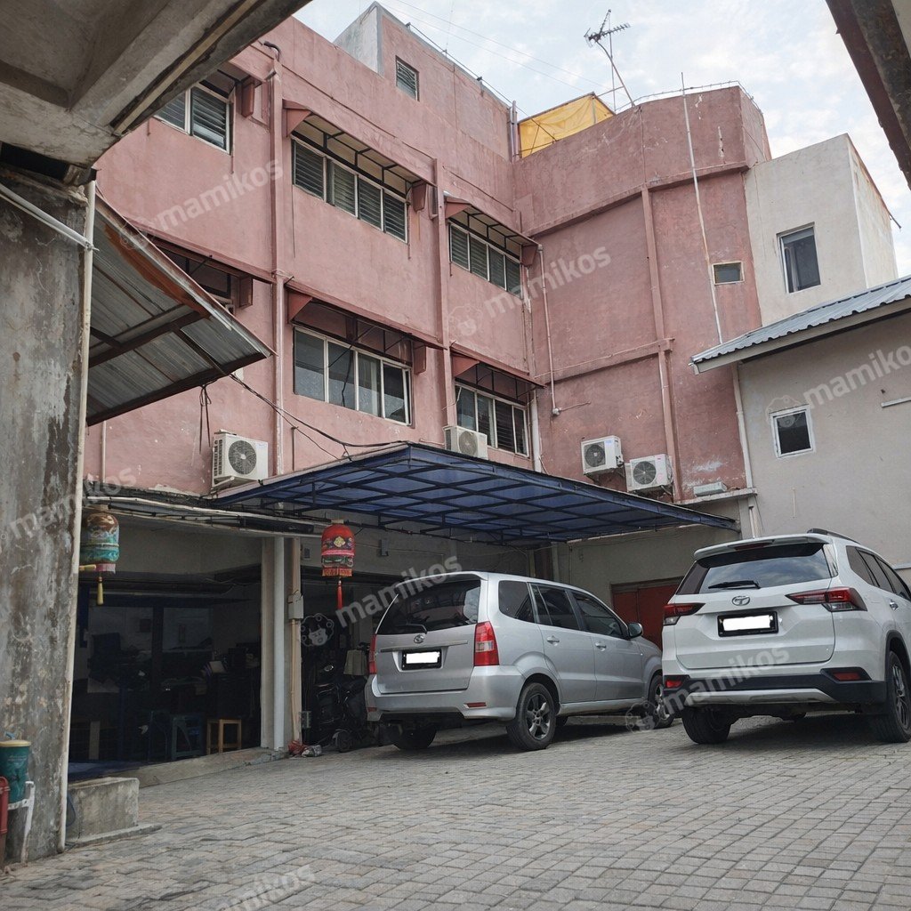 Rumah 10 Kamar Tidur 5 Kamar Mandi 2 Lantai Jembatan Dua Jakarta Barat - Photo 2