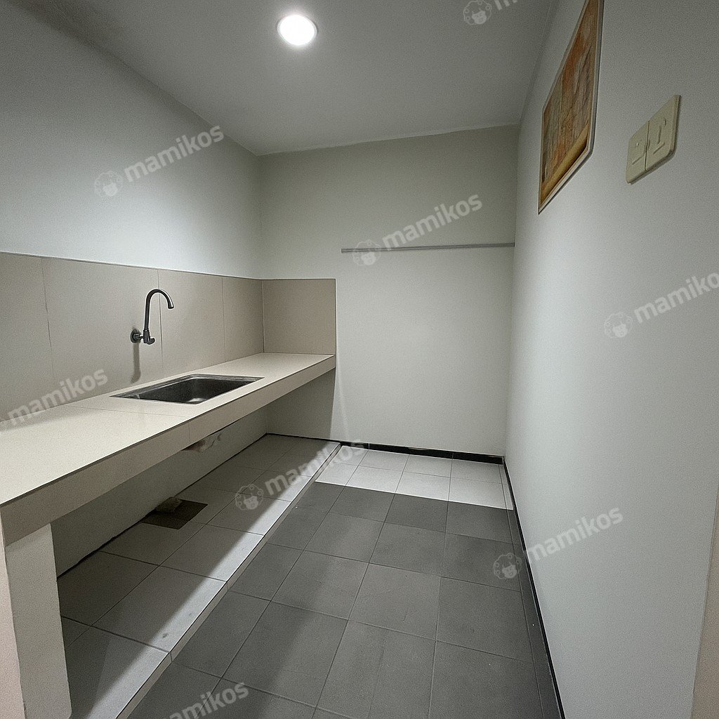 Rumah Sertifikat SHM 4 Kamar Tidur 4 Kamar Mandi Daan Mogot Jakarta Barat - Photo 3