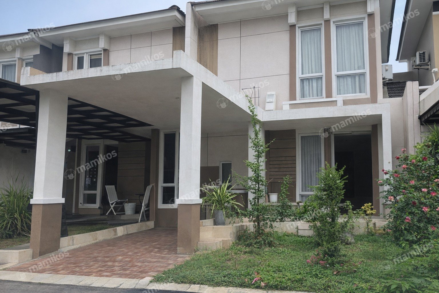 Rumah Sertifikat SHM 2 Kamar Tidur 2 Kamar Mandi Kota Wisata Jakarta Timur
