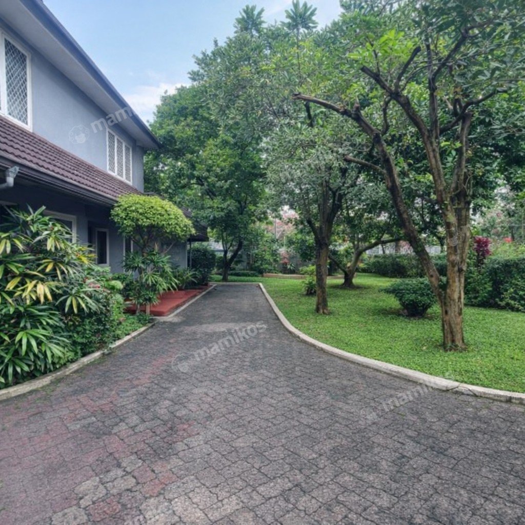 Rumah Sertifikat SHM 5 Kamar Tidur 3 Kamar Mandi Lebak Bulus Jakarta Selatan - Photo 2