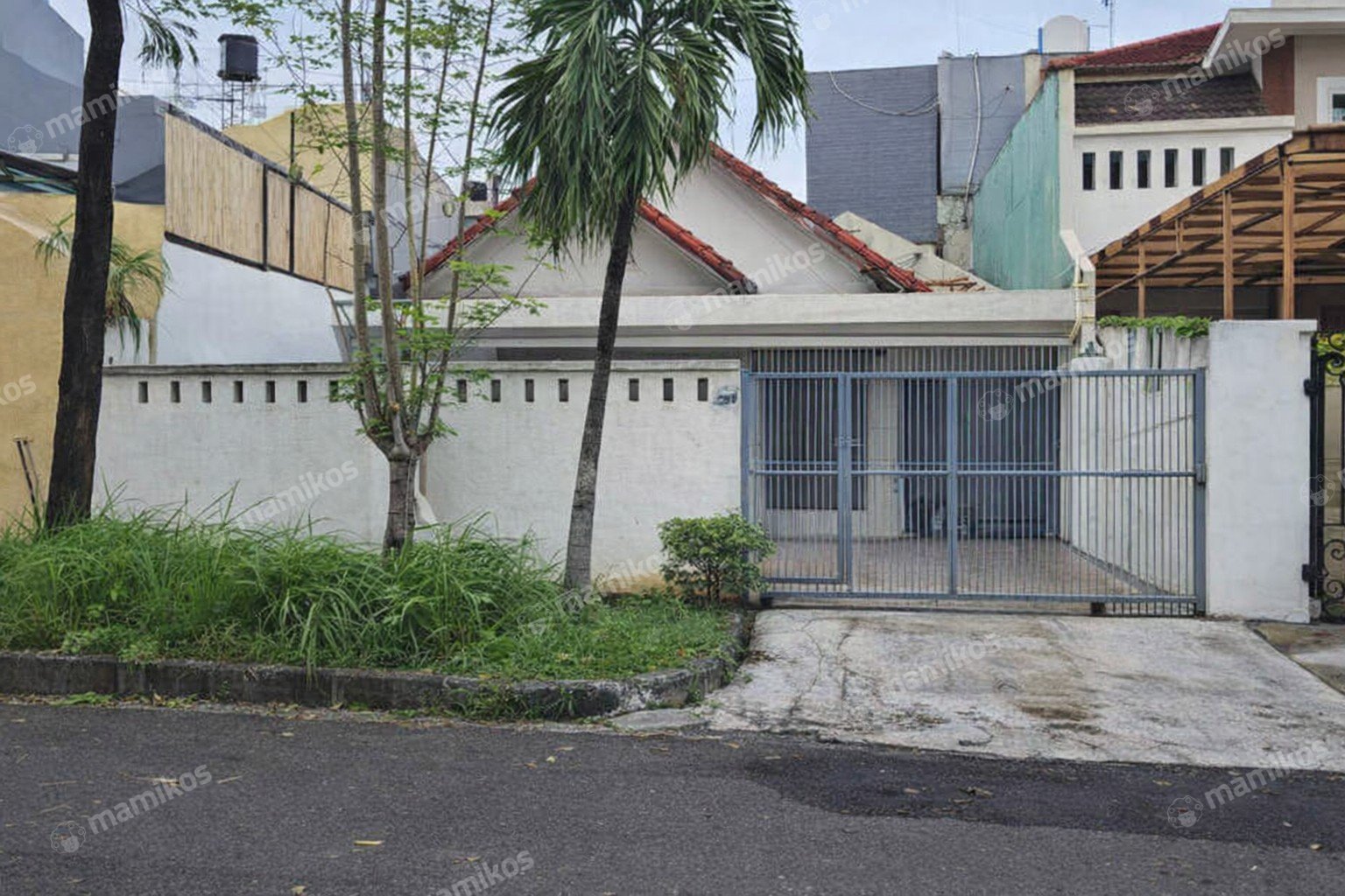Rumah Sertifikat SHM 3 Kamar Tidur 1 Kamar Mandi Permata Buana Jakarta Barat