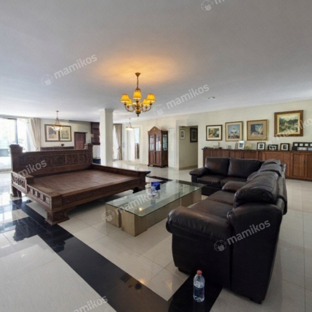 Rumah Sertifikat SHM 12 Kamar Tidur 11 Kamar Mandi Kemang Jakarta Selatan - Photo 2