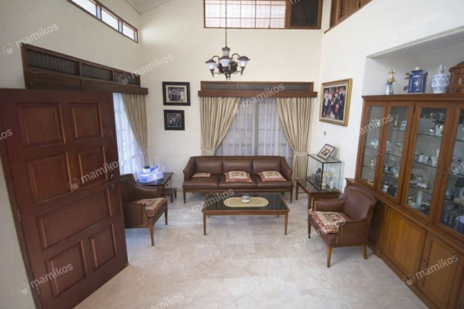 Rumah Sertifikat SHM 5 Kamar Tidur 3 Kamar Mandi Bintaro Jakarta Selatan