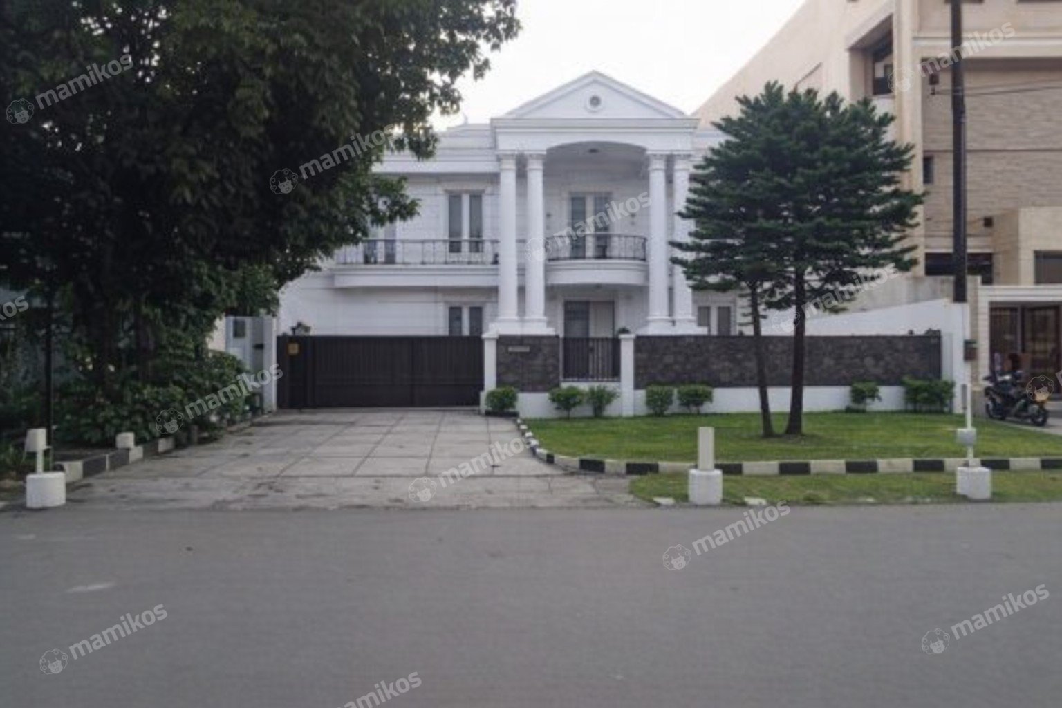 Rumah Sertifikat SHM 4 Kamar Tidur 3 Kamar Mandi Kayu Putih Jakarta Timur - Photo 3
