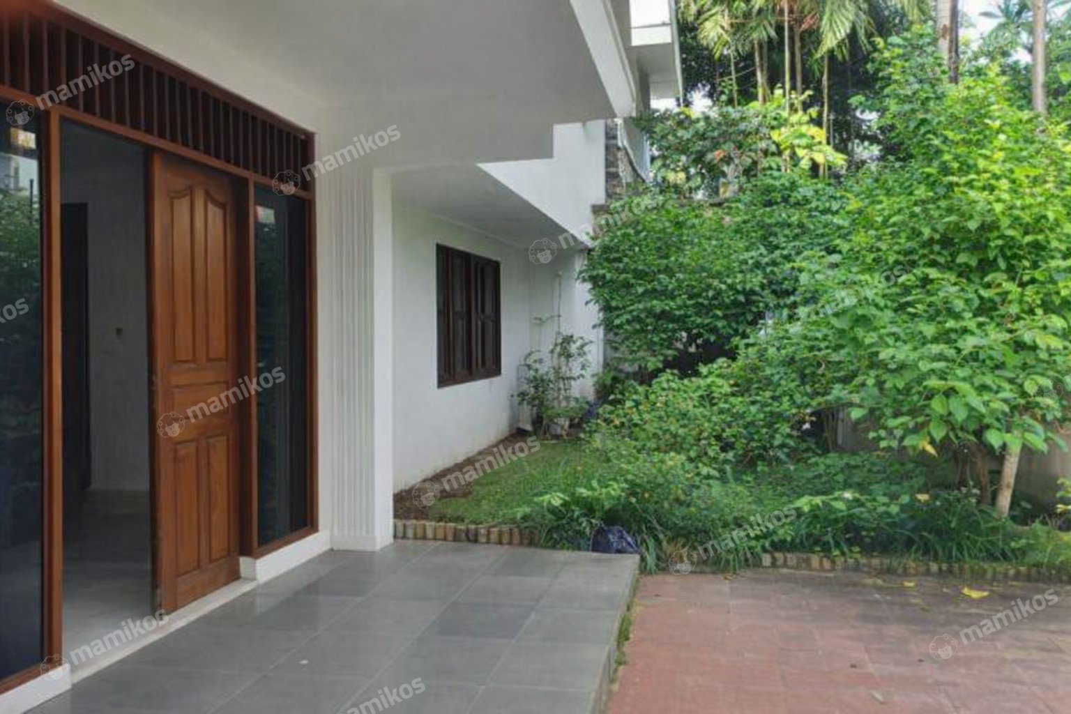 Rumah Sertifikat SHM 5 Kamar Tidur 3 Kamar Mandi Kebayoran Baru Jakarta Selatan