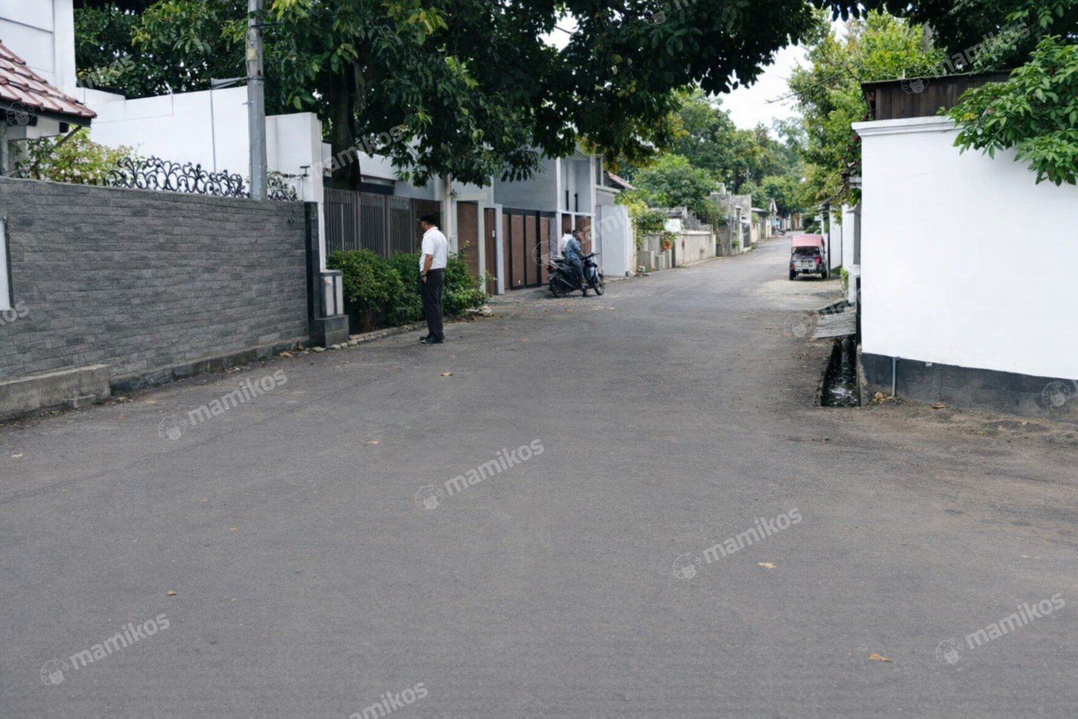 Rumah Sertifikat SHM 3 Kamar Tidur 3 Kamar Mandi Gandaria Jakarta Selatan - Photo 5