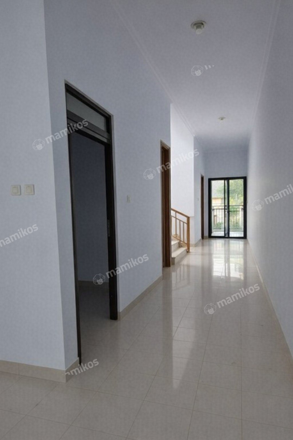 Rumah Sertifikat SHM 3 Kamar Tidur 3 Kamar Mandi Kalideres Jakarta Barat - Photo 2