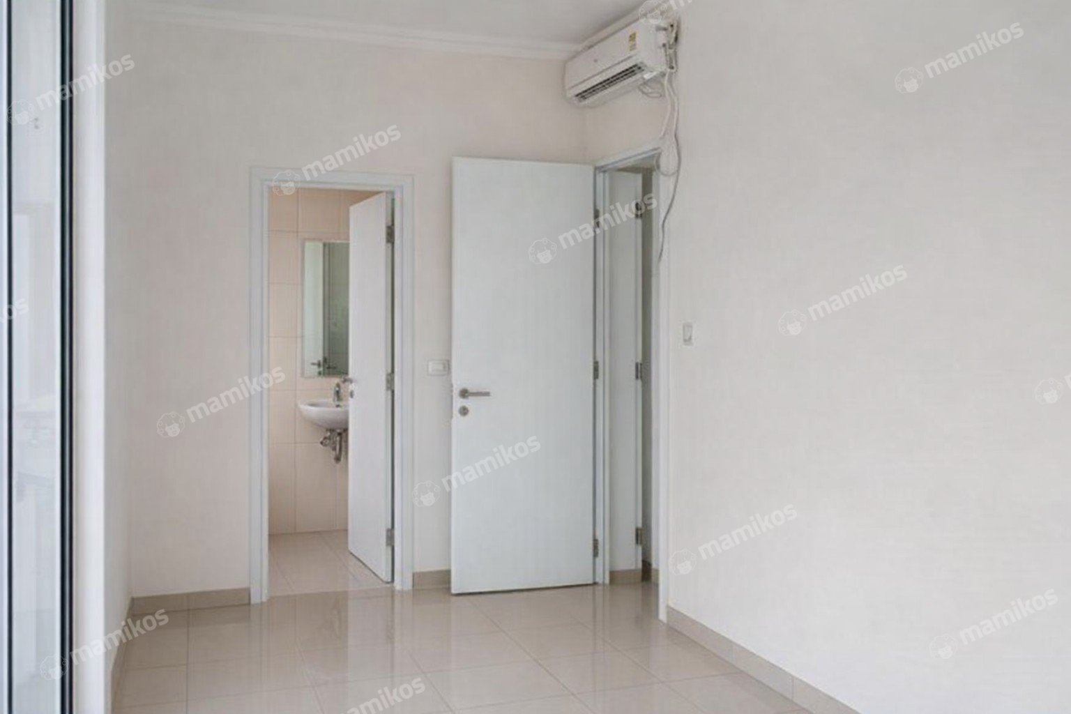 Rumah Sertifikat SHM 4 Kamar Tidur 3 Kamar Mandi Jakarta Garden City Jakarta Timur - Photo 2