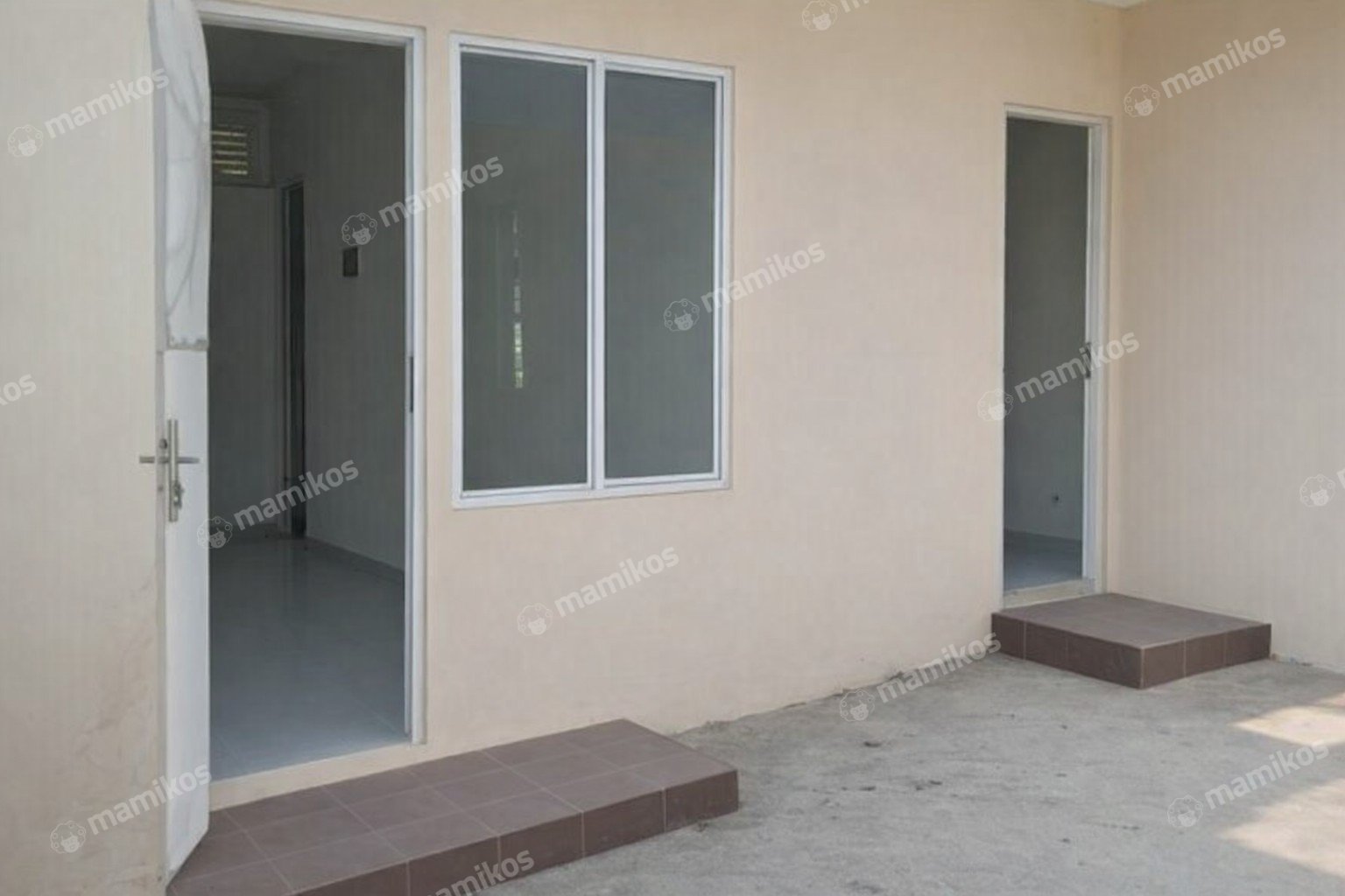 Rumah Sertifikat SHM 4 Kamar Tidur 3 Kamar Mandi Jakarta Garden City Jakarta Timur - Photo 4