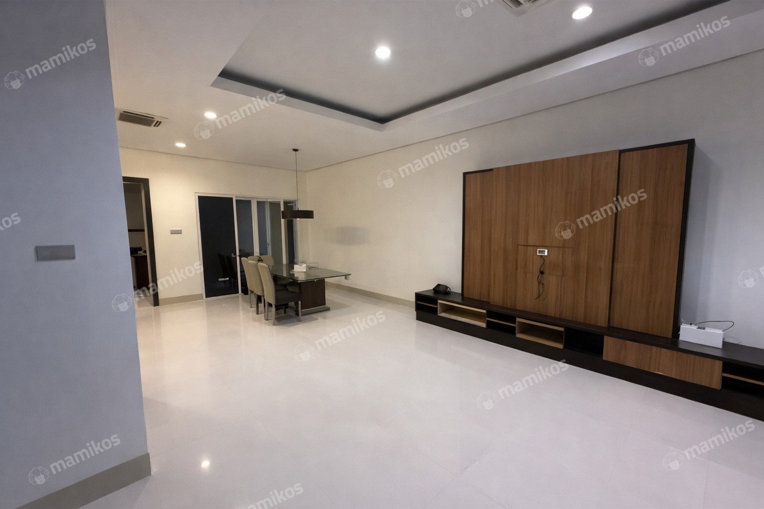Rumah 6 Kamar Tidur 3 Kamar Mandi 1 Lantai Pantai Indah Kapuk Jakarta Utara - Photo 3