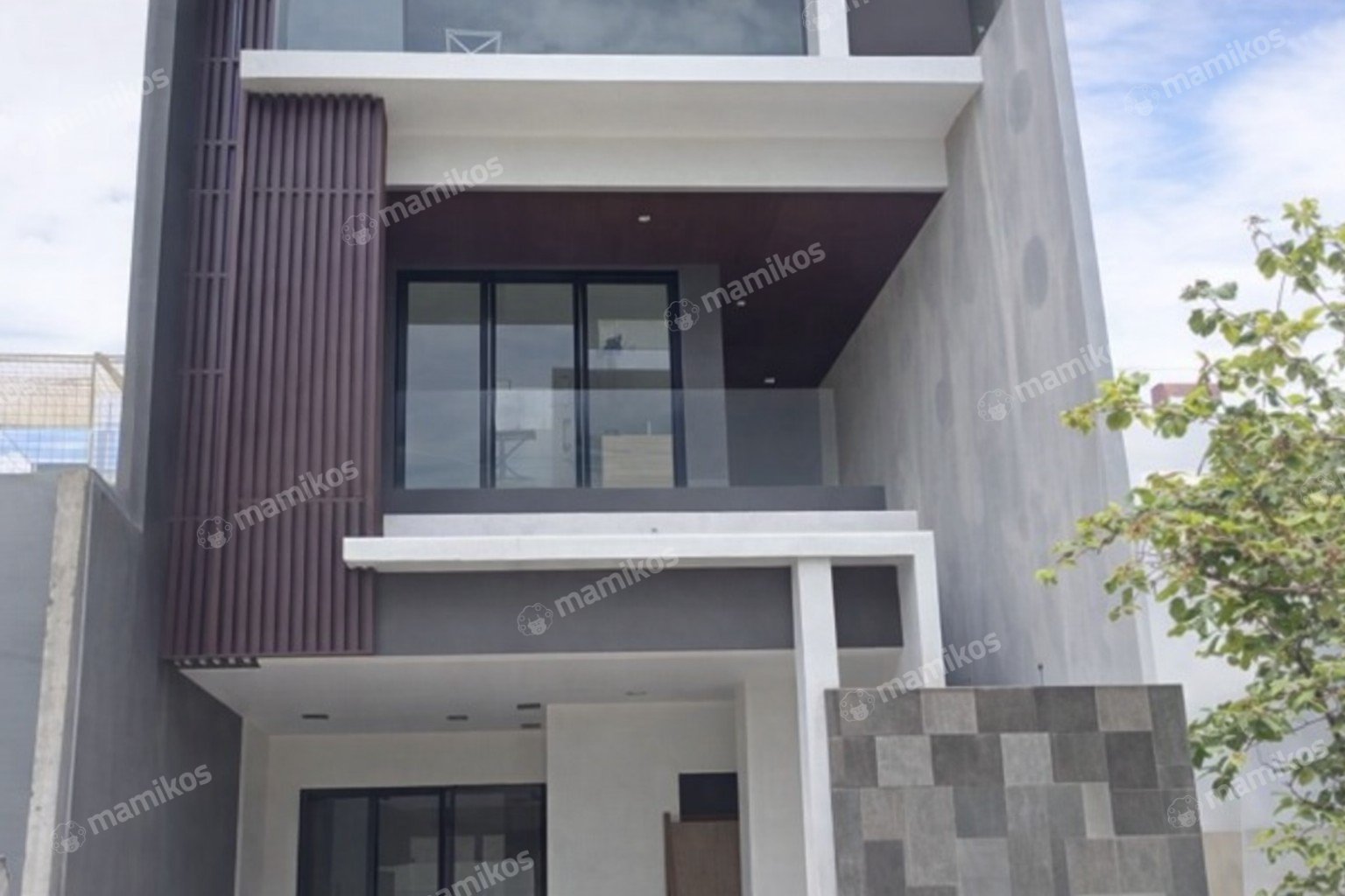 Rumah 5KT 4KM Permata Buana Jakarta Barat