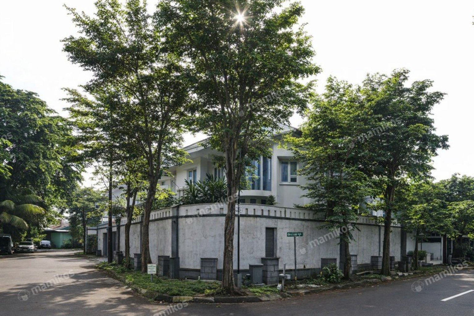 Rumah Sertifikat SHM 4 Kamar Tidur 5 Kamar Mandi Kebon Jeruk Jakarta Barat