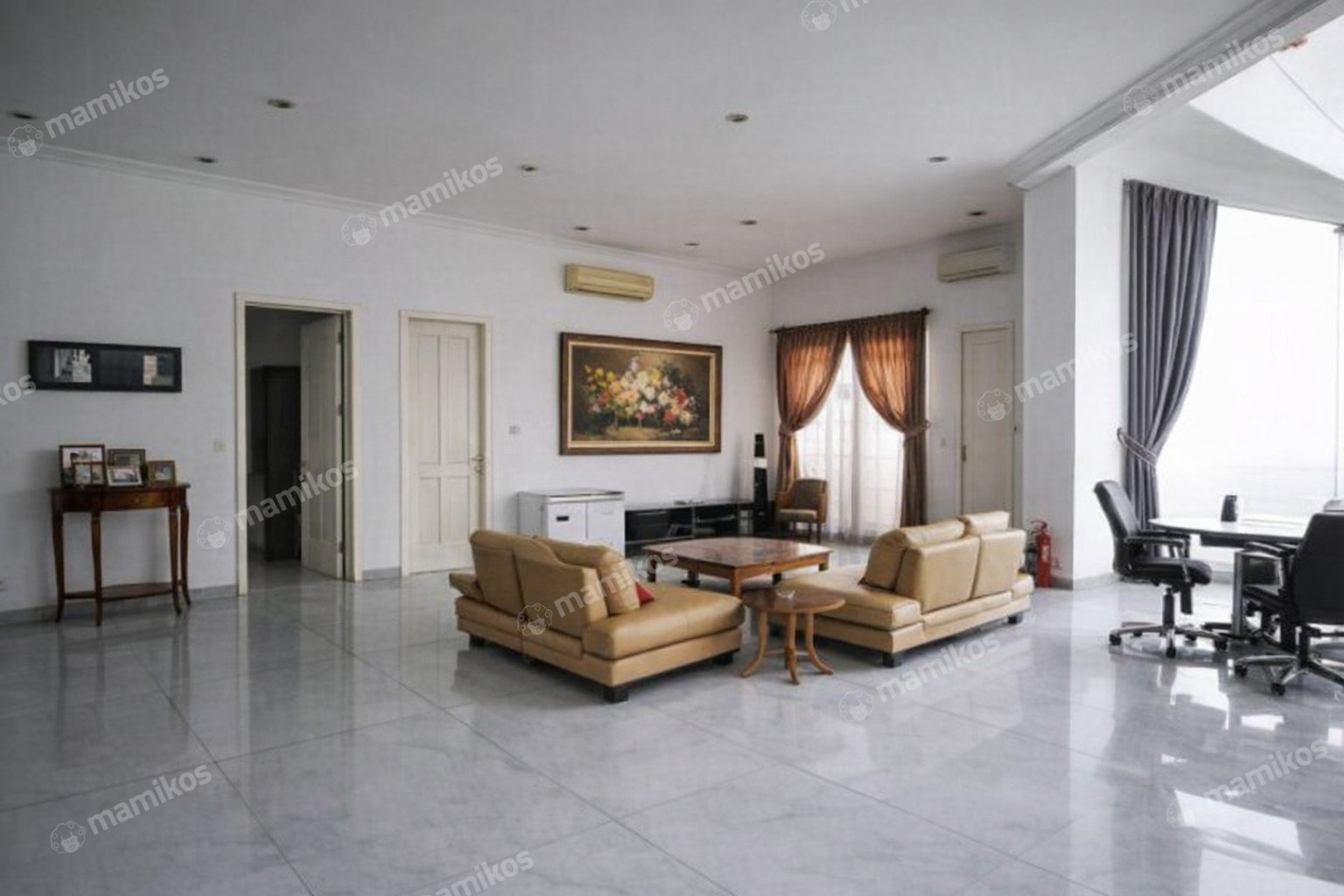 Rumah Sertifikat SHM 4 Kamar Tidur 5 Kamar Mandi Kebon Jeruk Jakarta Barat - Photo 4