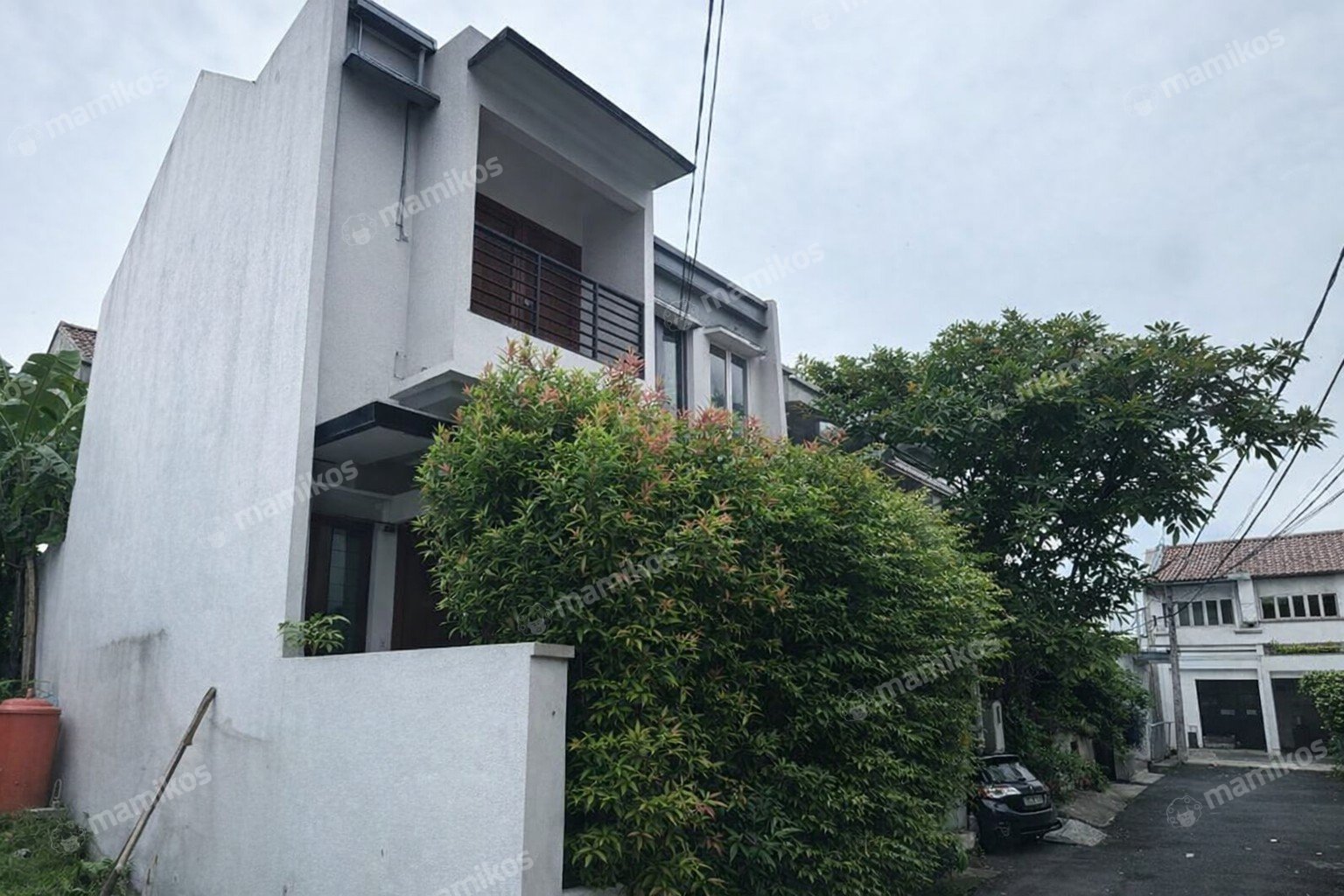 Rumah Sertifikat SHM 4 Kamar Tidur 4 Kamar Mandi Kramat Jati Jakarta Timur